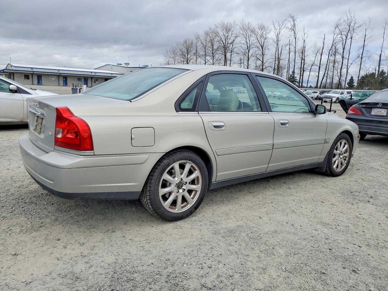 2004 Volvo S80 2.5t Gold vin: YV1TH59H041358060