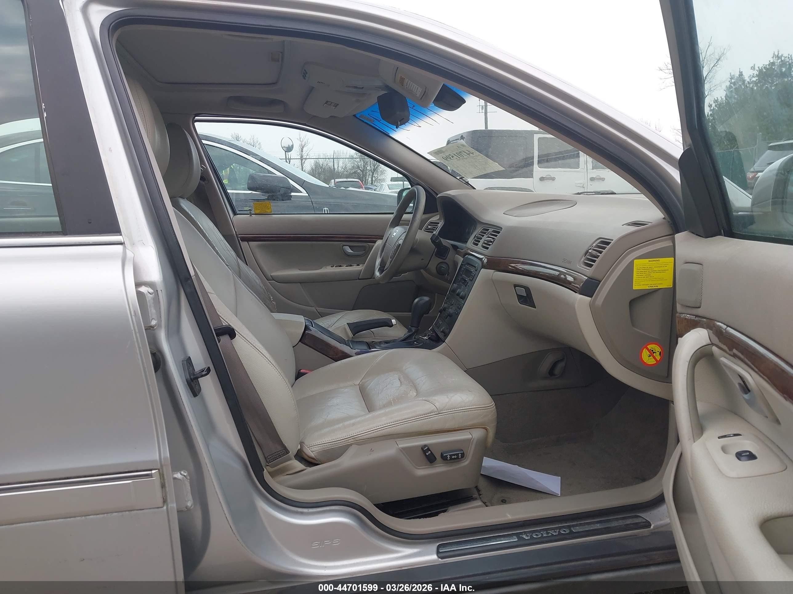 2005 Volvo S80 2.5t Silver vin: YV1TS592051401004