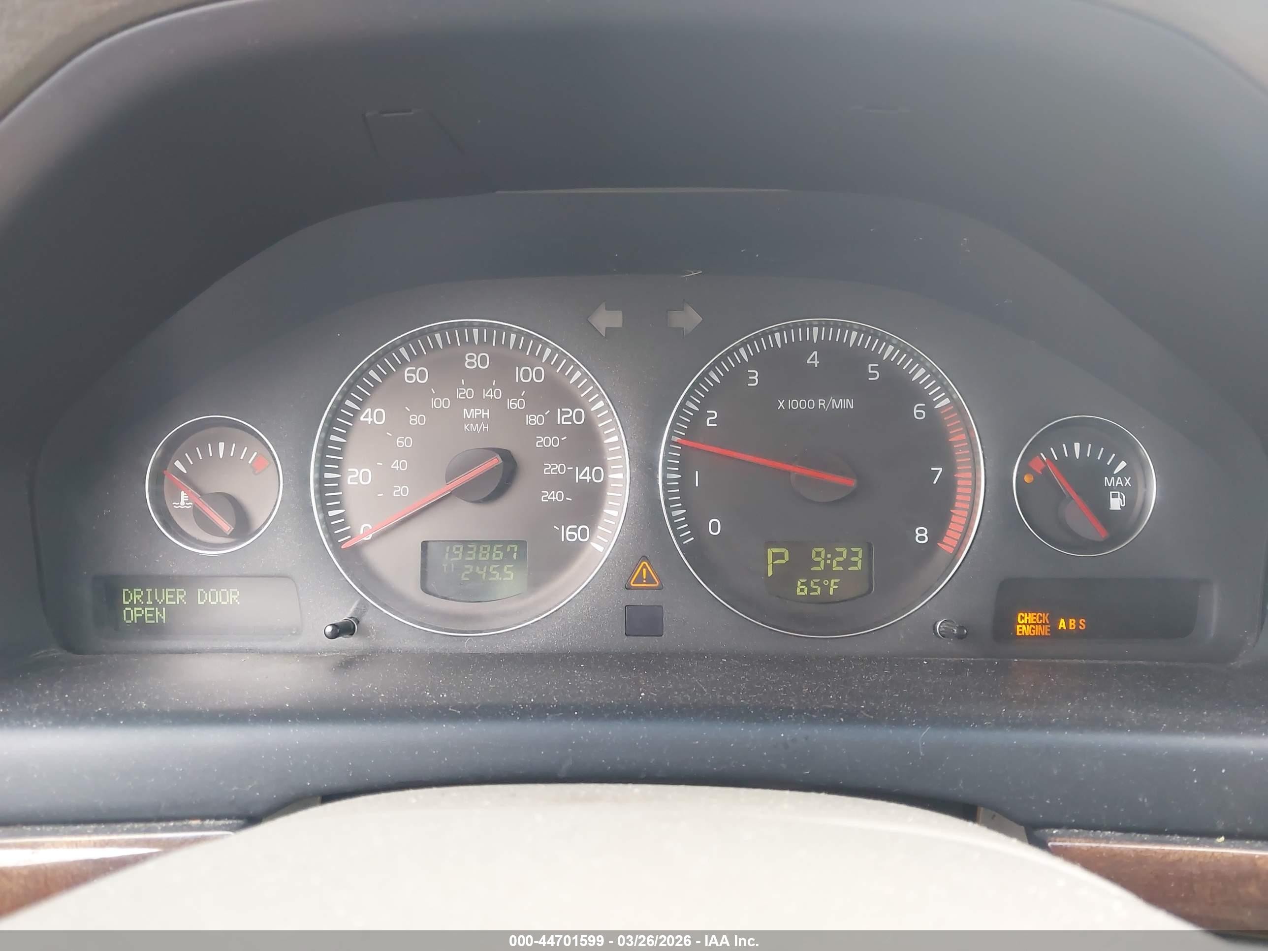 2005 Volvo S80 2.5t Silver vin: YV1TS592051401004