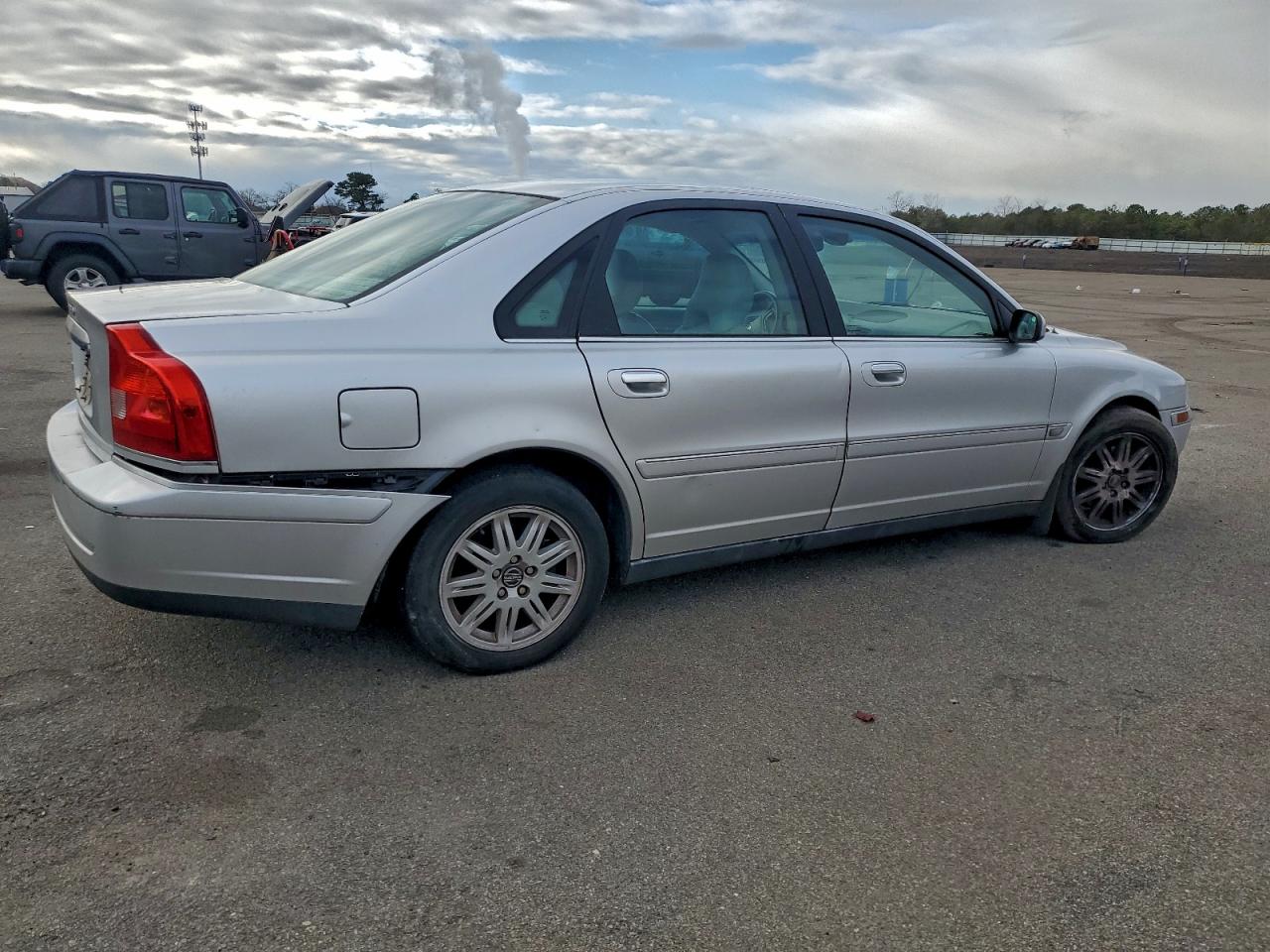 2005 Volvo S80 2.5t Silver vin: YV1TS592451414757