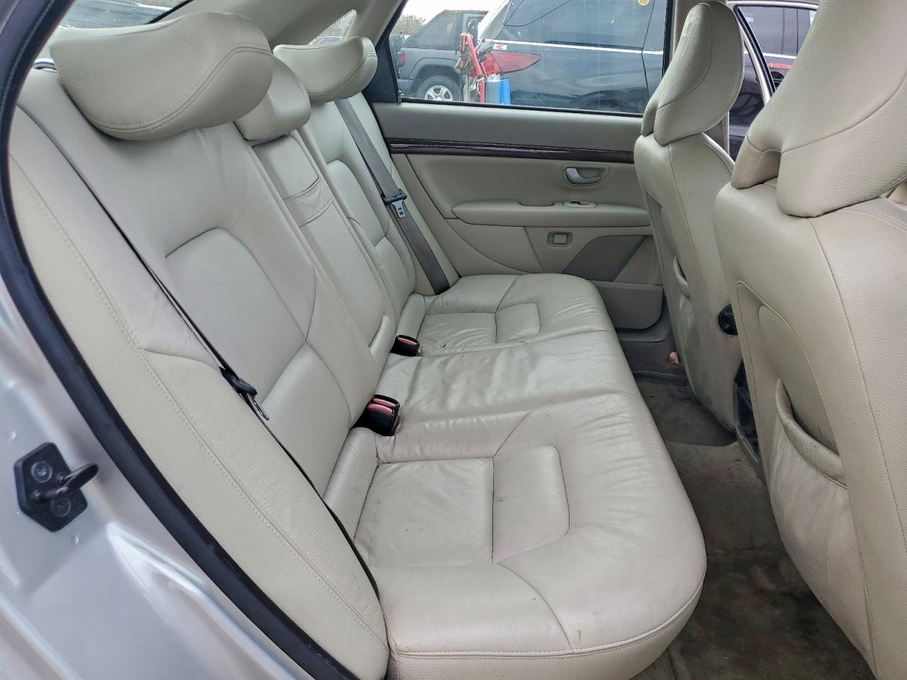2005 Volvo S80 2.5t Silver vin: YV1TS592451414757