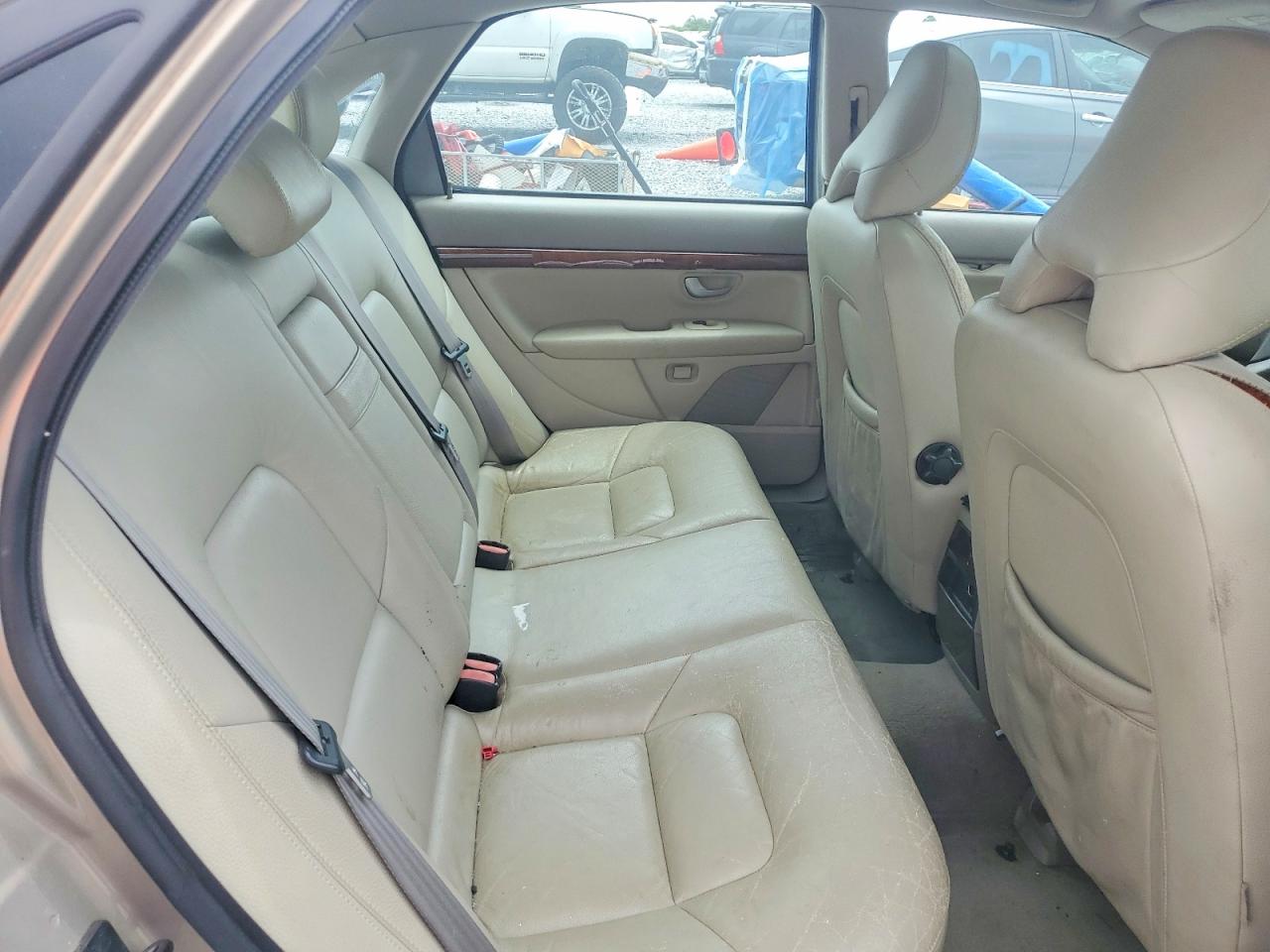 2005 Volvo S80 2.5t Tan vin: YV1TS592551392168