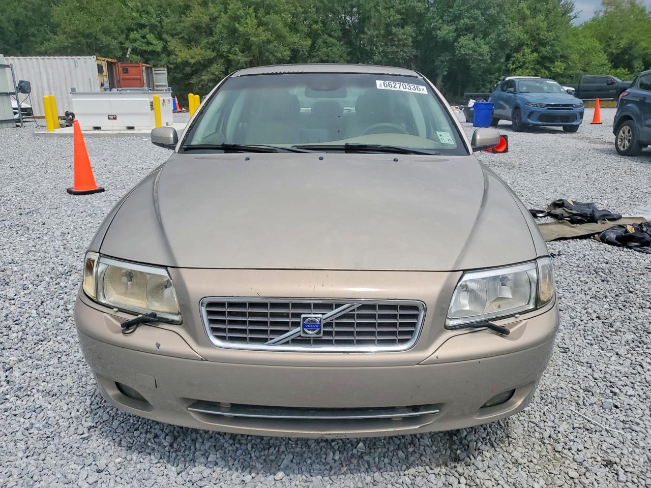 2005 Volvo S80 2.5t Tan vin: YV1TS592551392168