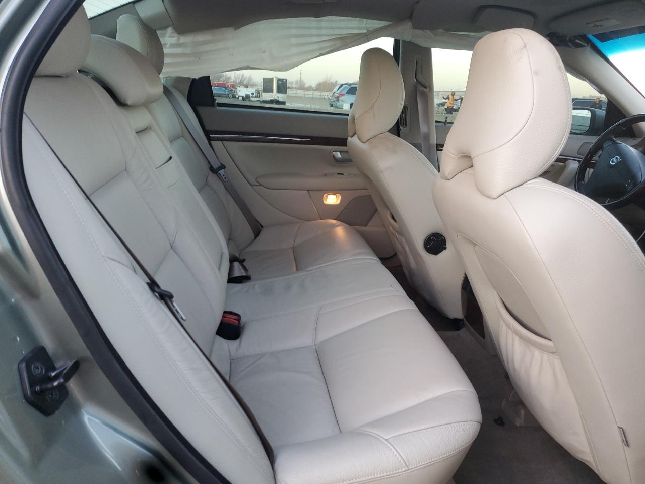 2006 Volvo S80 2.5t Silver vin: YV1TS592561446358