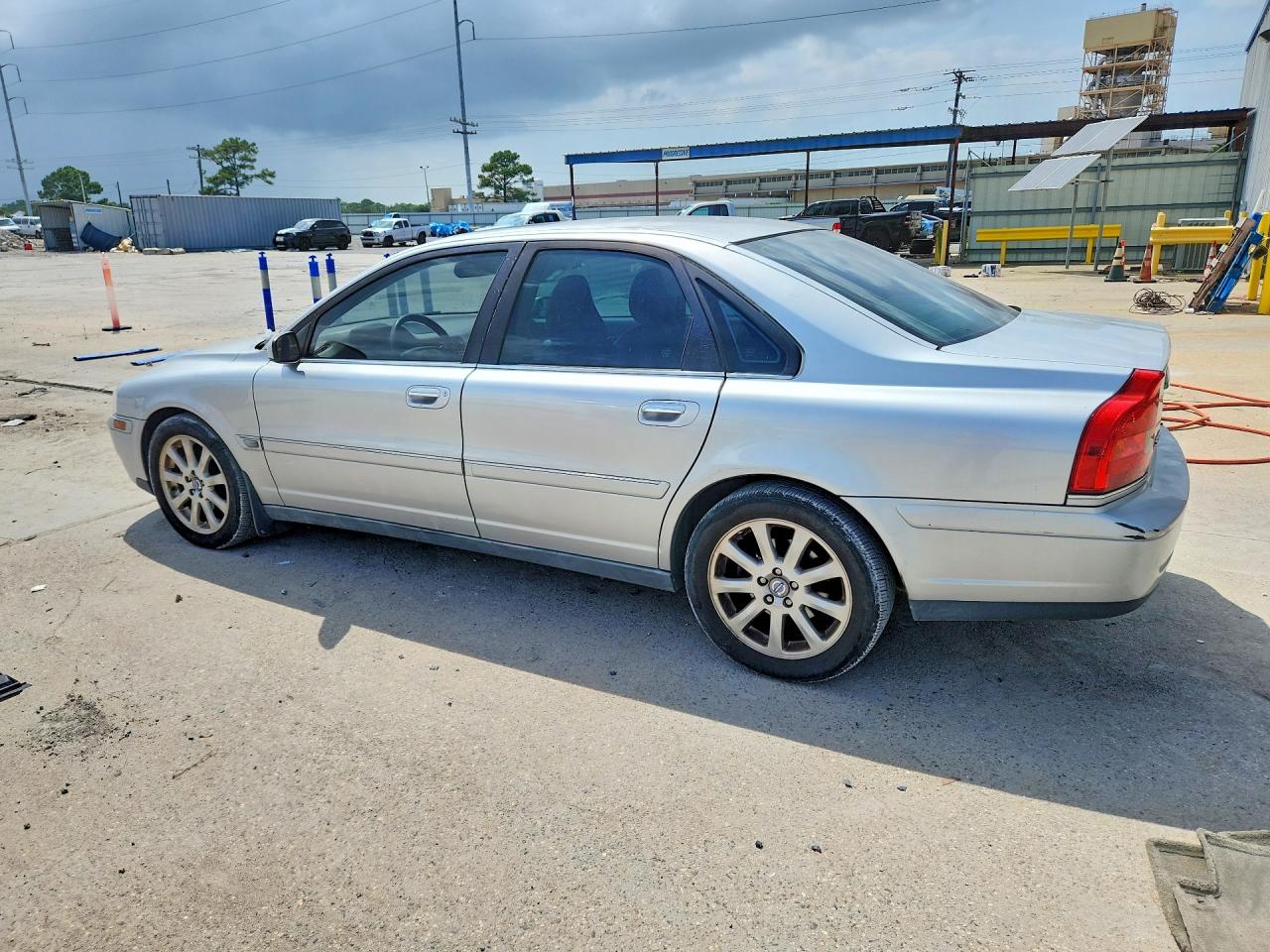 2005 Volvo S80 2.5t Silver vin: YV1TS592851413501