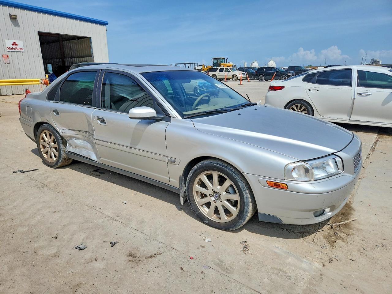 2005 Volvo S80 2.5t Silver vin: YV1TS592851413501
