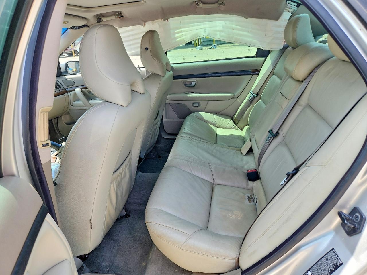 2005 Volvo S80 2.5t Silver vin: YV1TS592851413501