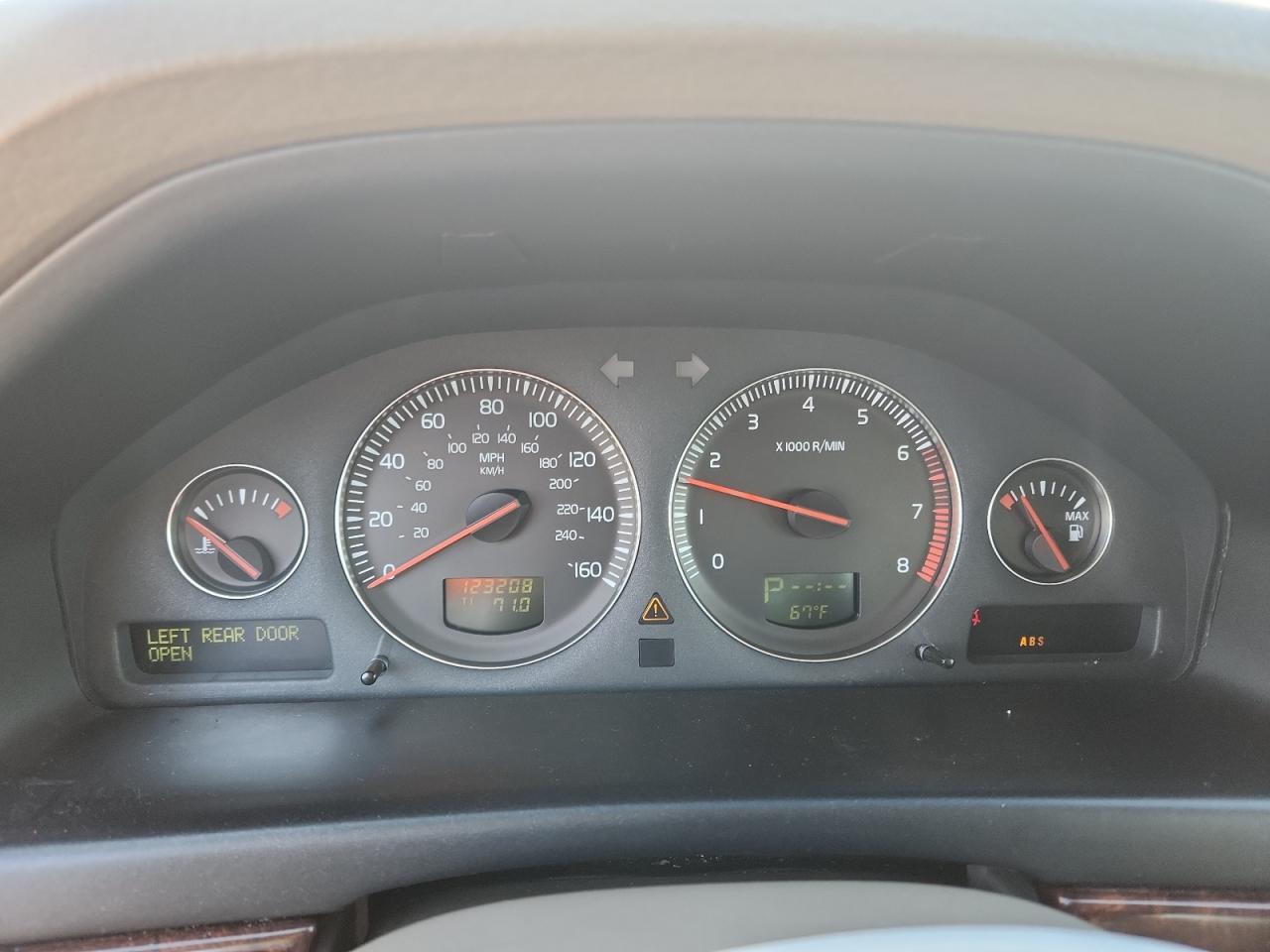 2005 Volvo S80 2.5t White vin: YV1TS592951390875