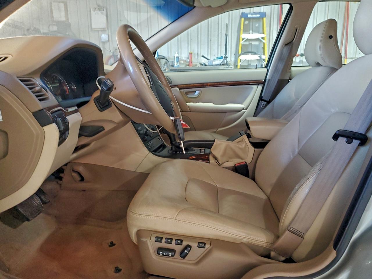 2005 Volvo S80 2.5t Silver vin: YV1TS592951394389