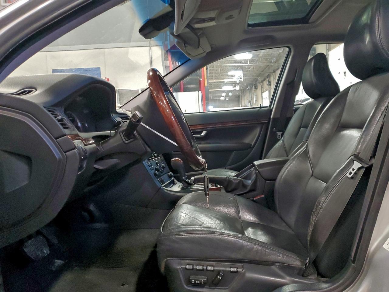 2006 Volvo S80 2.5t Silver vin: YV1TS592961438179