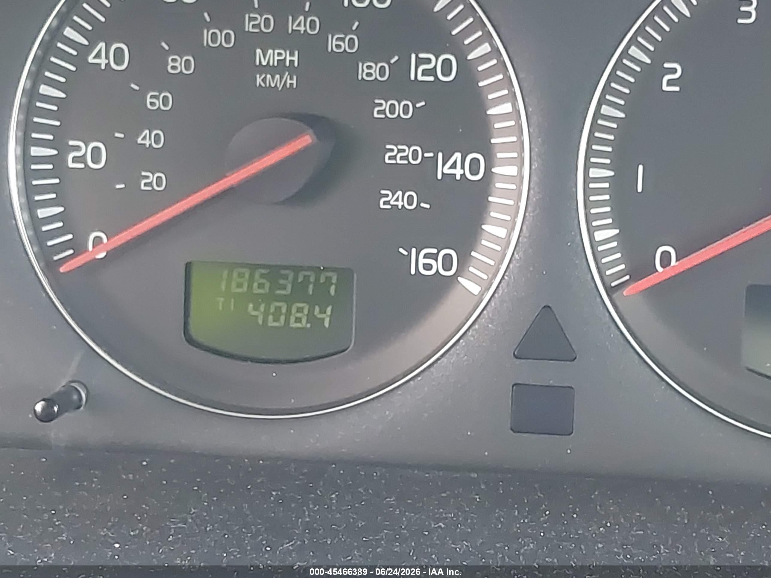 2004 Volvo S80 2.5t Белый vin: YV1TS59H541371727