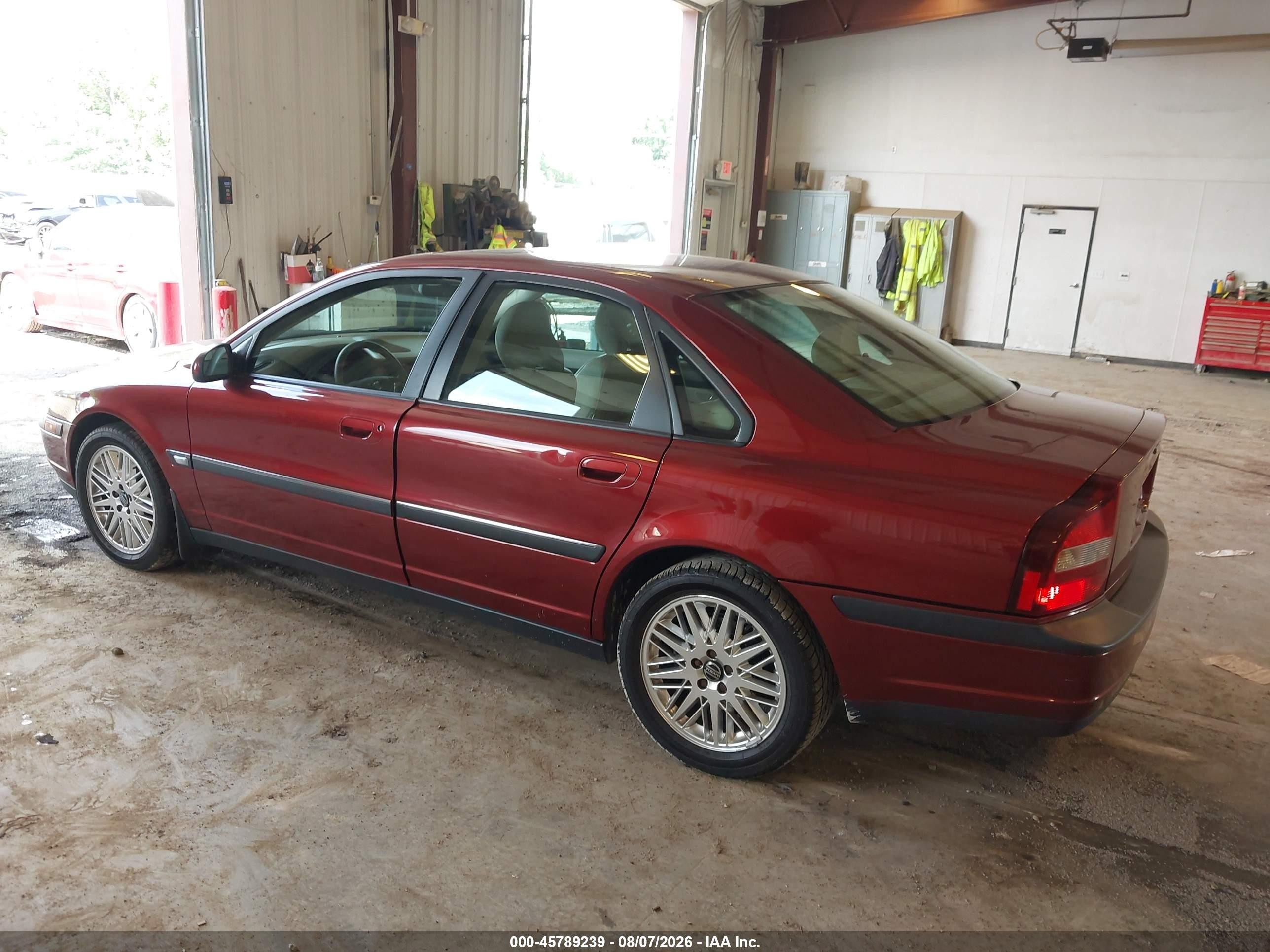 2001 Volvo S80 T6 Exectuvie Red vin: YV1TS90D911166635