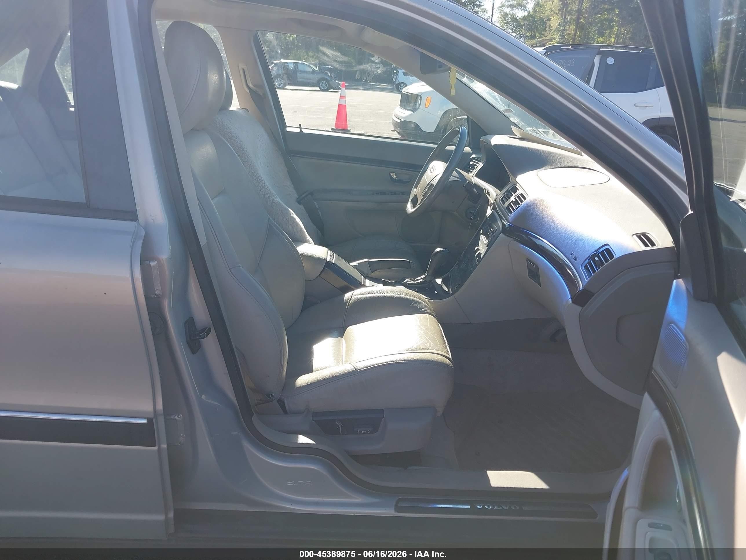 2000 Volvo S80 T-6 Silver vin: YV1TS90D9Y1084396