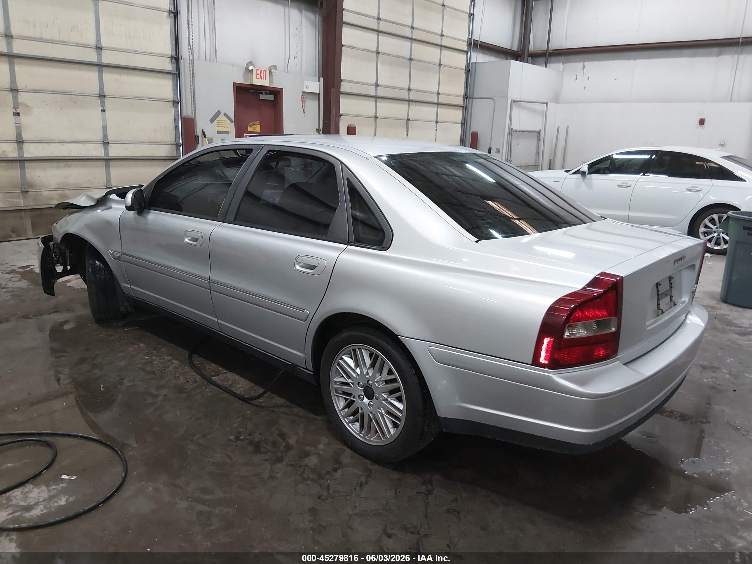 2003 Volvo S80 2.9 Серебряный vin: YV1TS92D031300044
