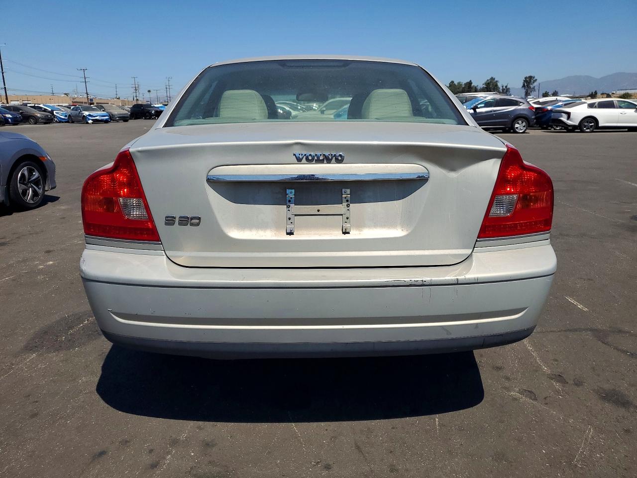 2004 Volvo S80 Silver vin: YV1TS92D441351578