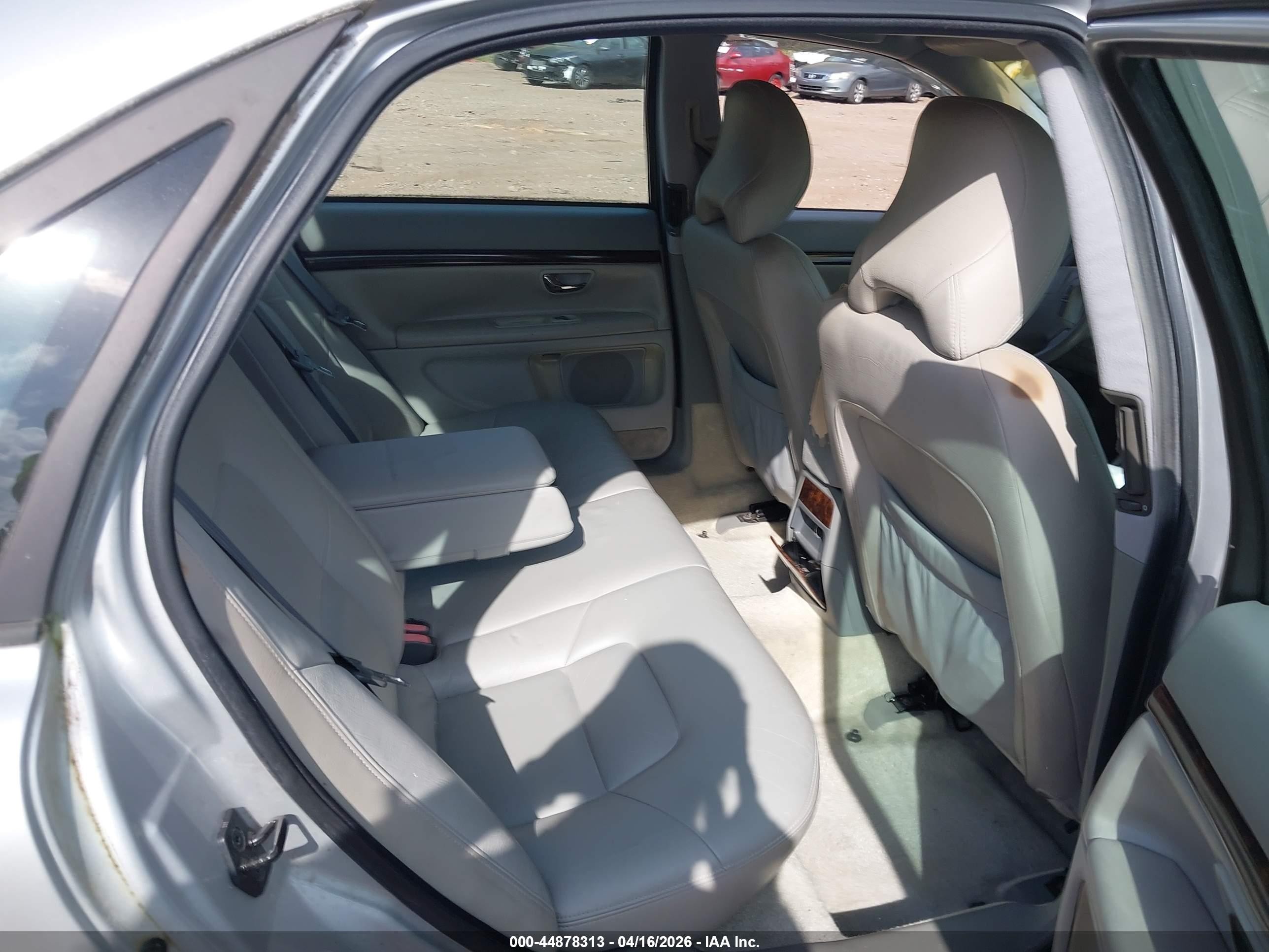 2000 Volvo S80 2.9 Silver vin: YV1TS94D7Y1068675