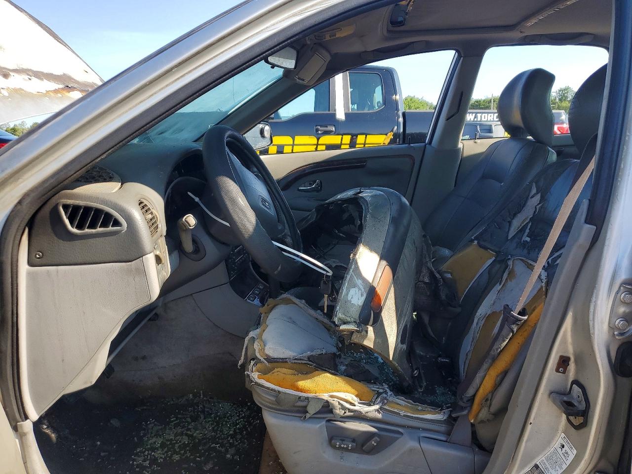2000 Volvo S40 Silver vin: YV1VS2554YF510855