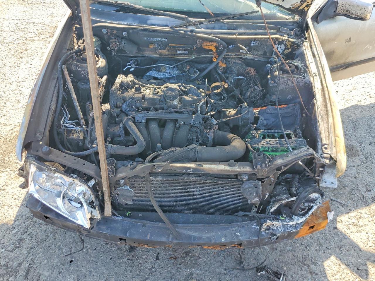 2000 Volvo S40 Silver vin: YV1VS2554YF510855