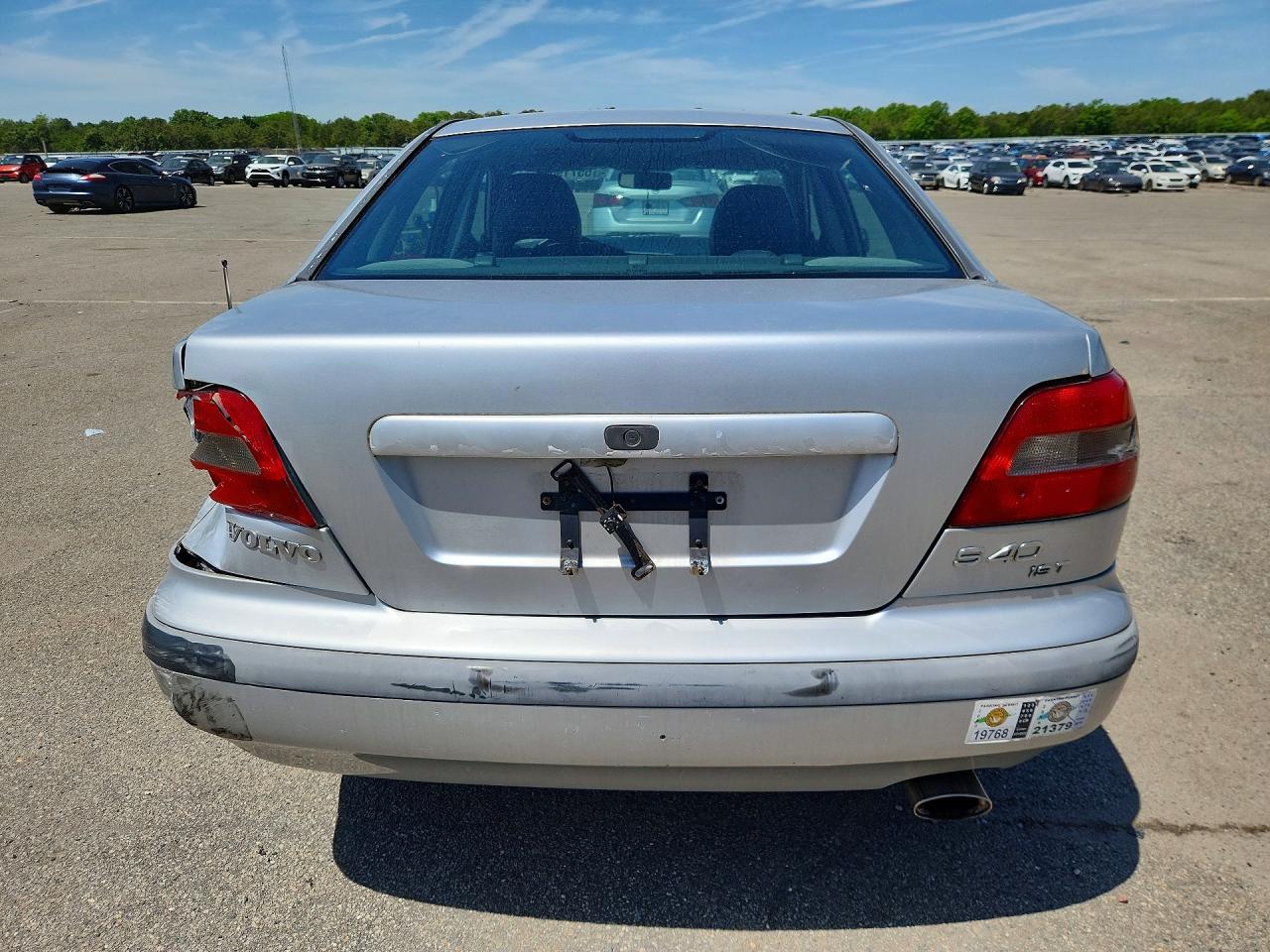 2000 Volvo S40 2.4i Silver vin: YV1VS255XYF557887