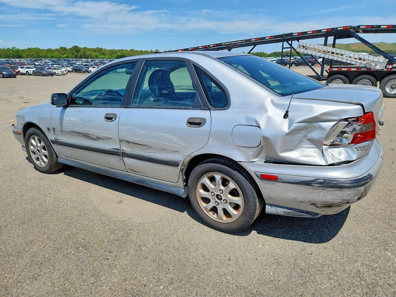 2000 Volvo S40 2.4i Silver vin: YV1VS255XYF557887