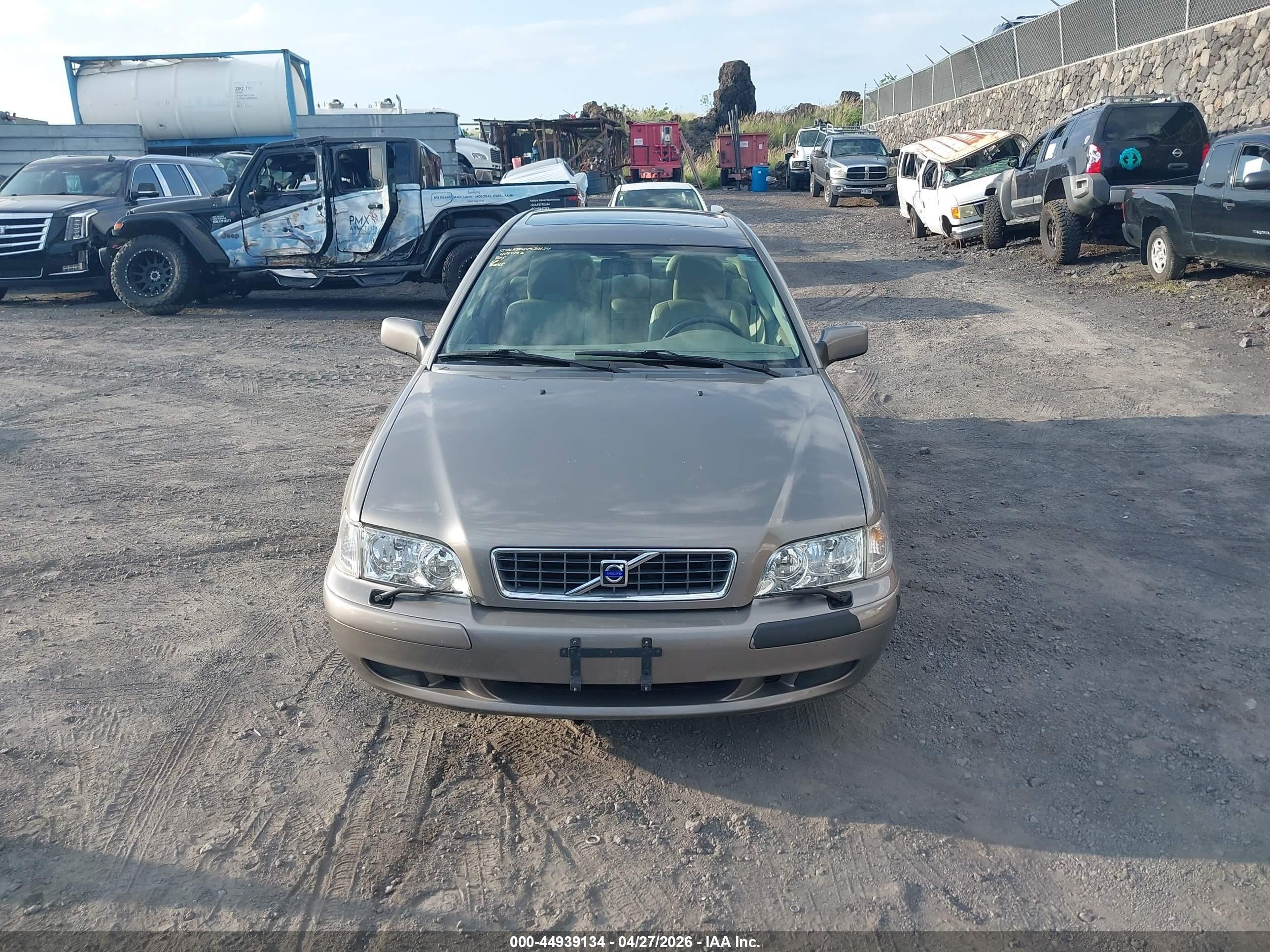 2004 Volvo S40 A/lse Gold vin: YV1VS27544F091445
