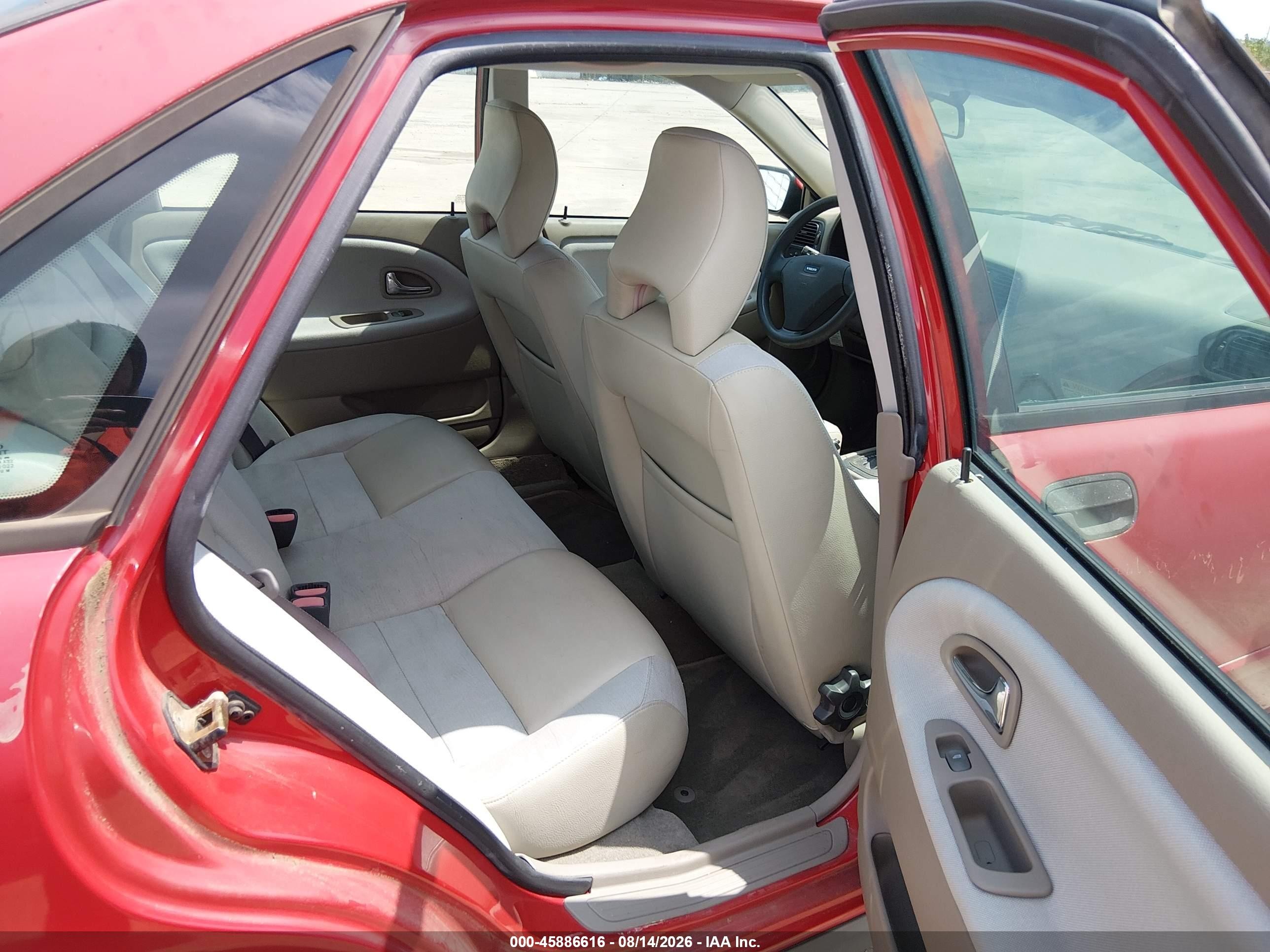 2004 Volvo S40 A/lse Red vin: YV1VS27554F065405