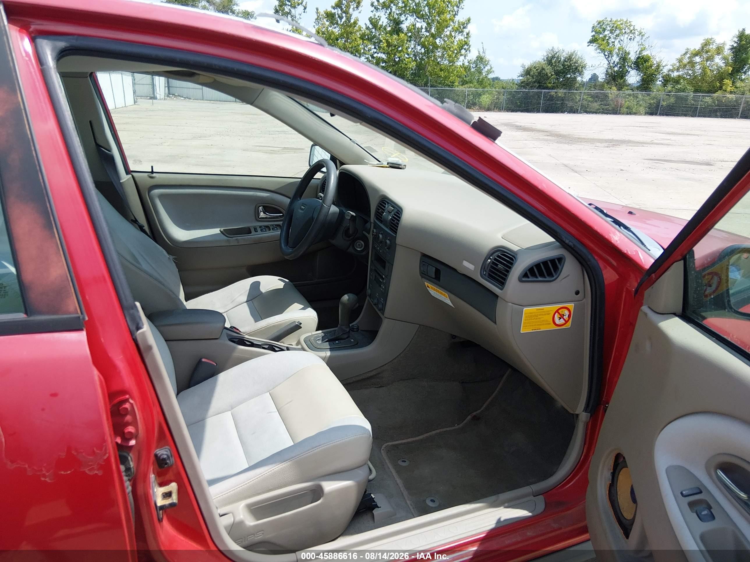 2004 Volvo S40 A/lse Red vin: YV1VS27554F065405