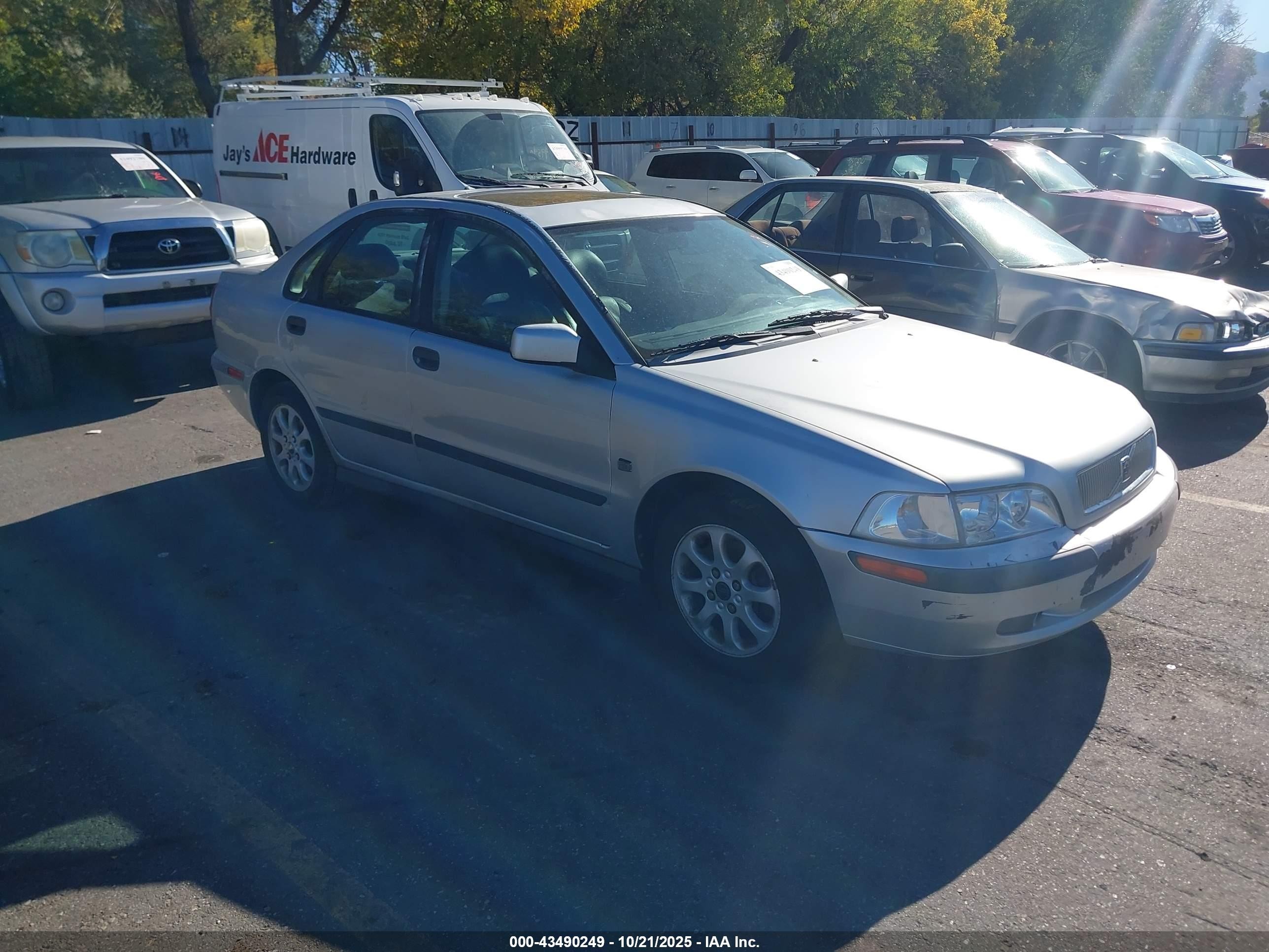 2001 Volvo S40 A/sport Edition Серебряный vin: YV1VS29501F607924