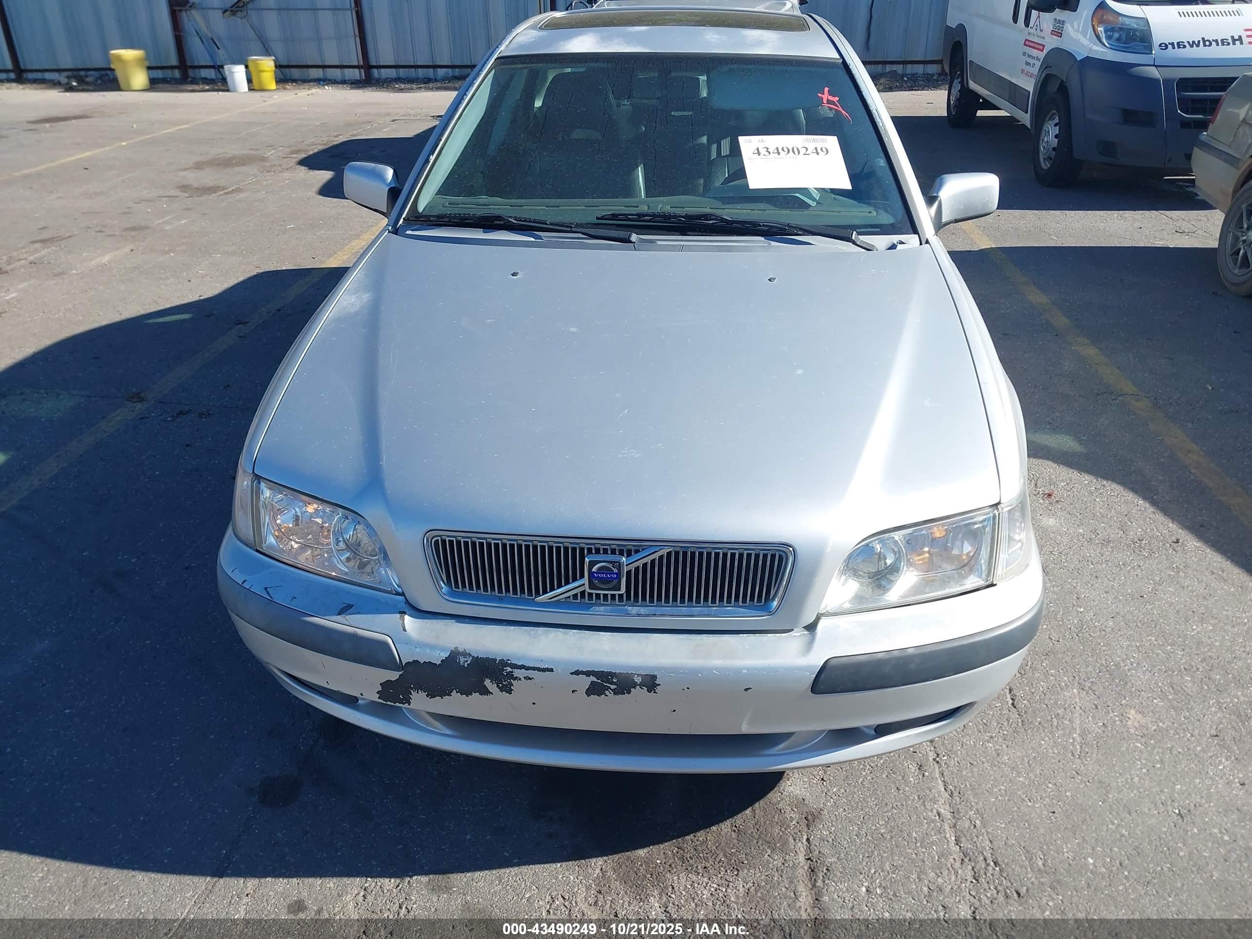 2001 Volvo S40 A/sport Edition Серебряный vin: YV1VS29501F607924