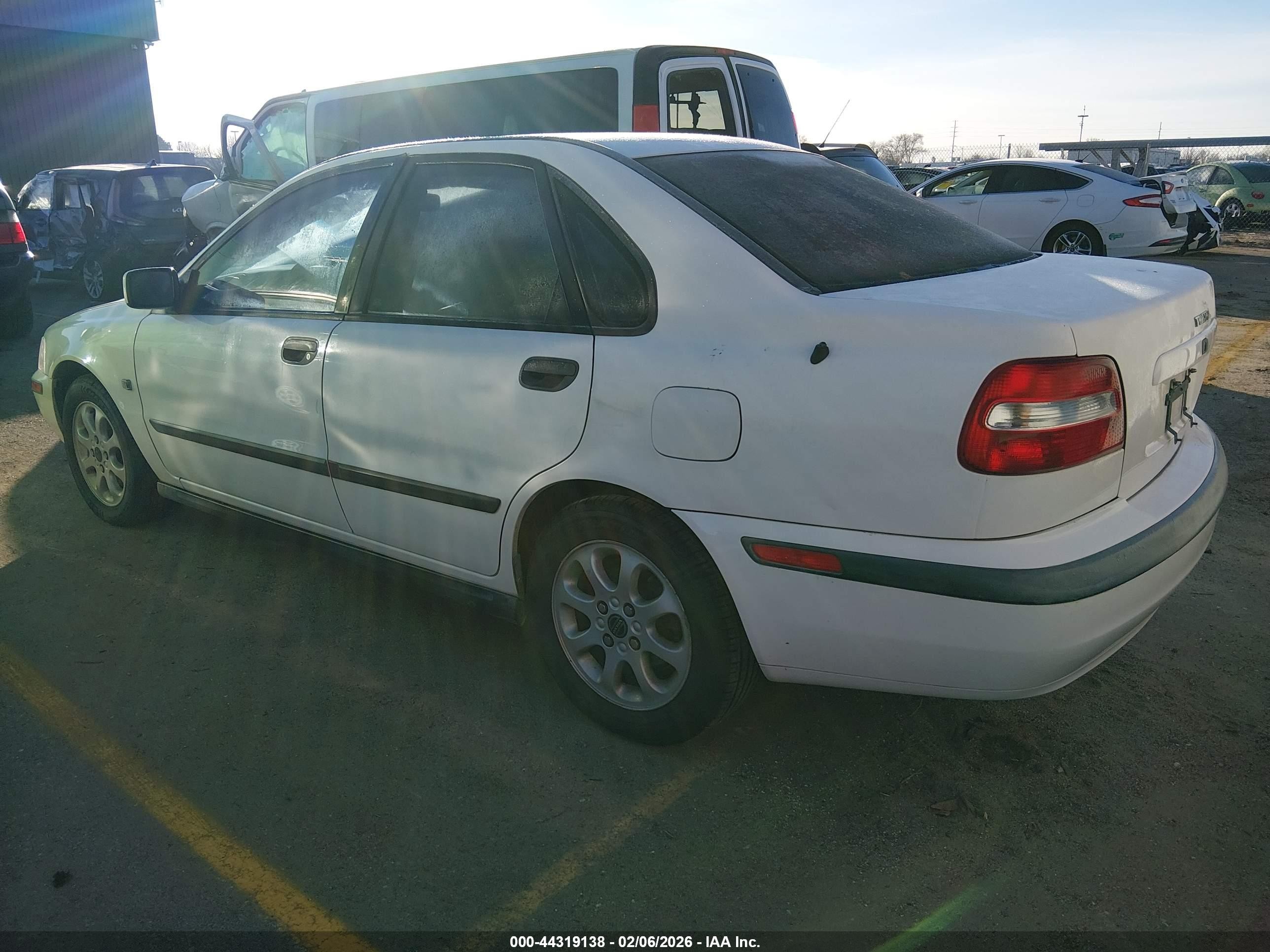 2001 Volvo S40 A/sport Edition White vin: YV1VS29501F657772