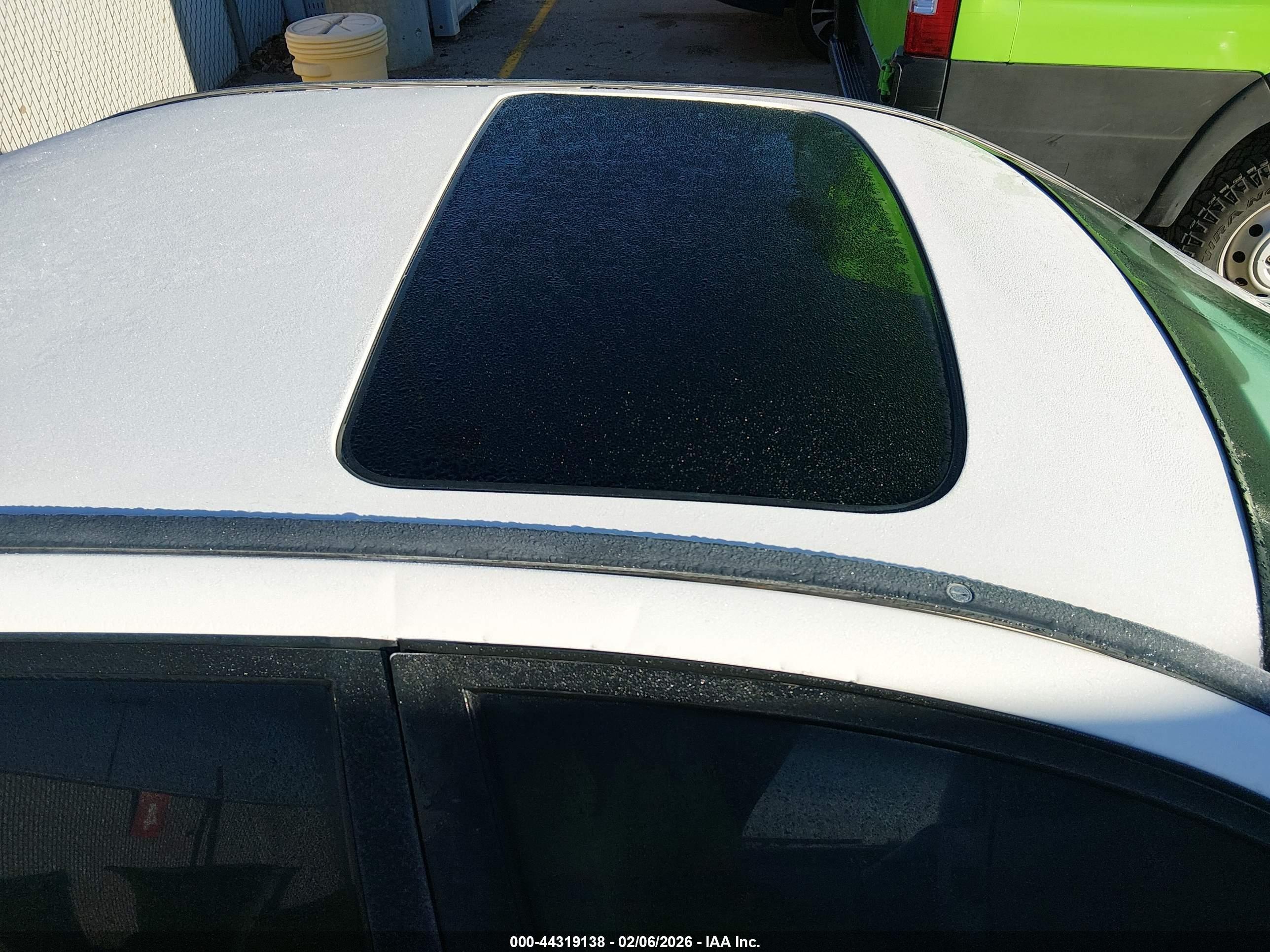 2001 Volvo S40 A/sport Edition White vin: YV1VS29501F657772