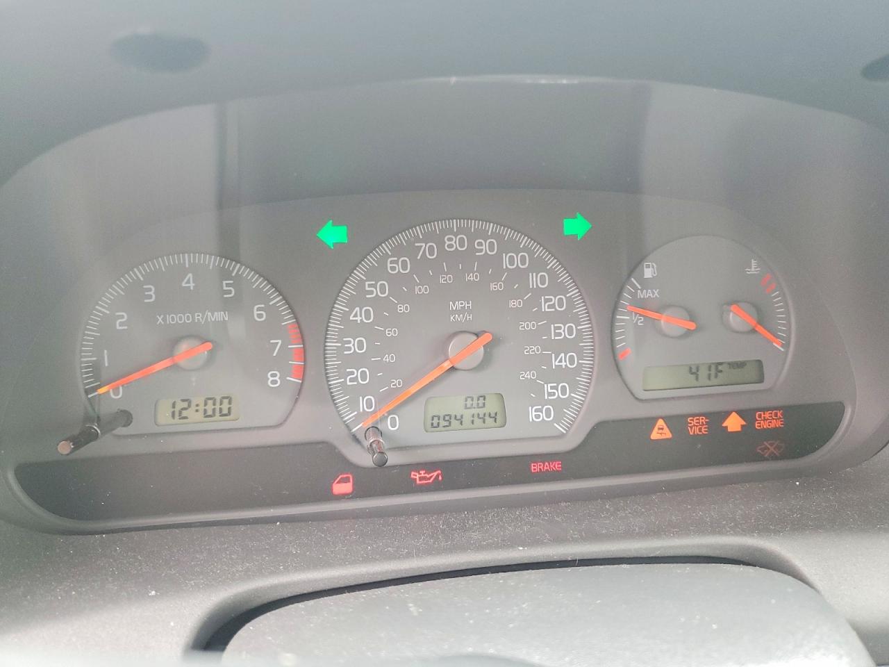 2001 Volvo S40 1.9t Silver vin: YV1VS29521F710603
