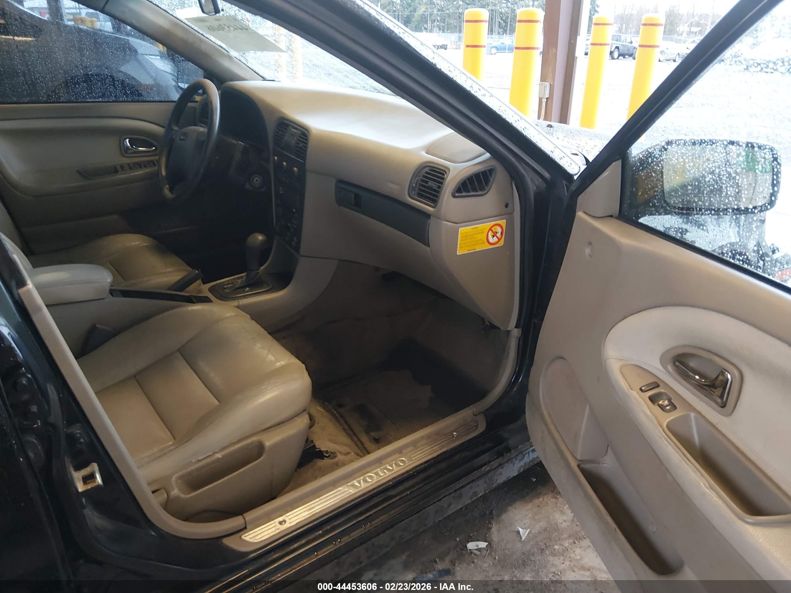 2001 Volvo S40 A/sport Edition Black vin: YV1VS29521F747554