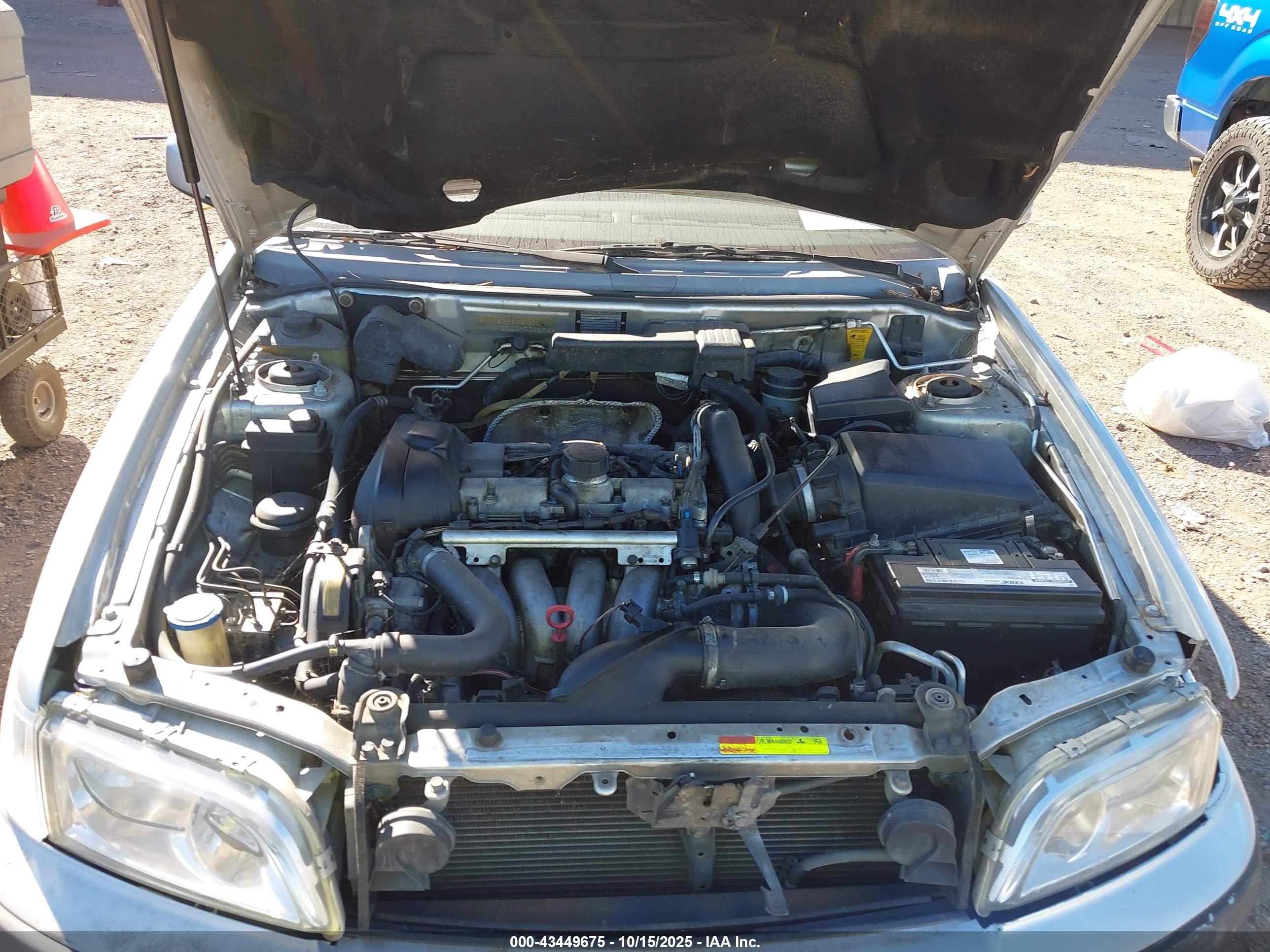 2001 Volvo S40 A/sport Edition Silver vin: YV1VS29531F605696