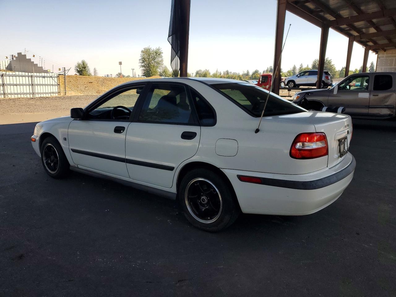 2002 Volvo S40 1.9t White vin: YV1VS29552F877541