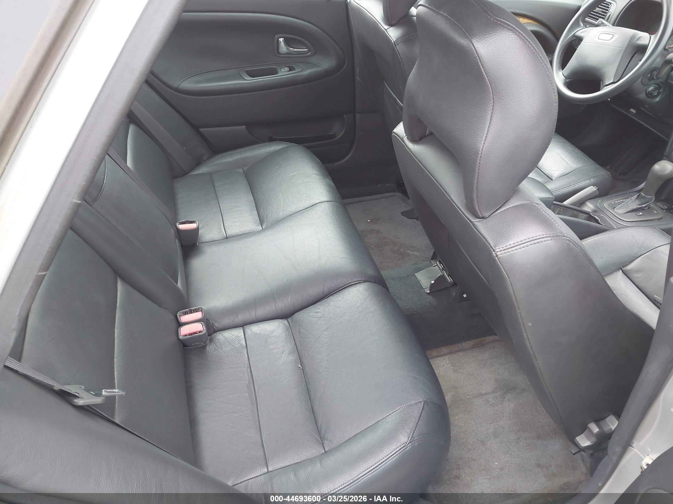 2001 Volvo S40 A/sport Edition Серебряный vin: YV1VS29571F704599