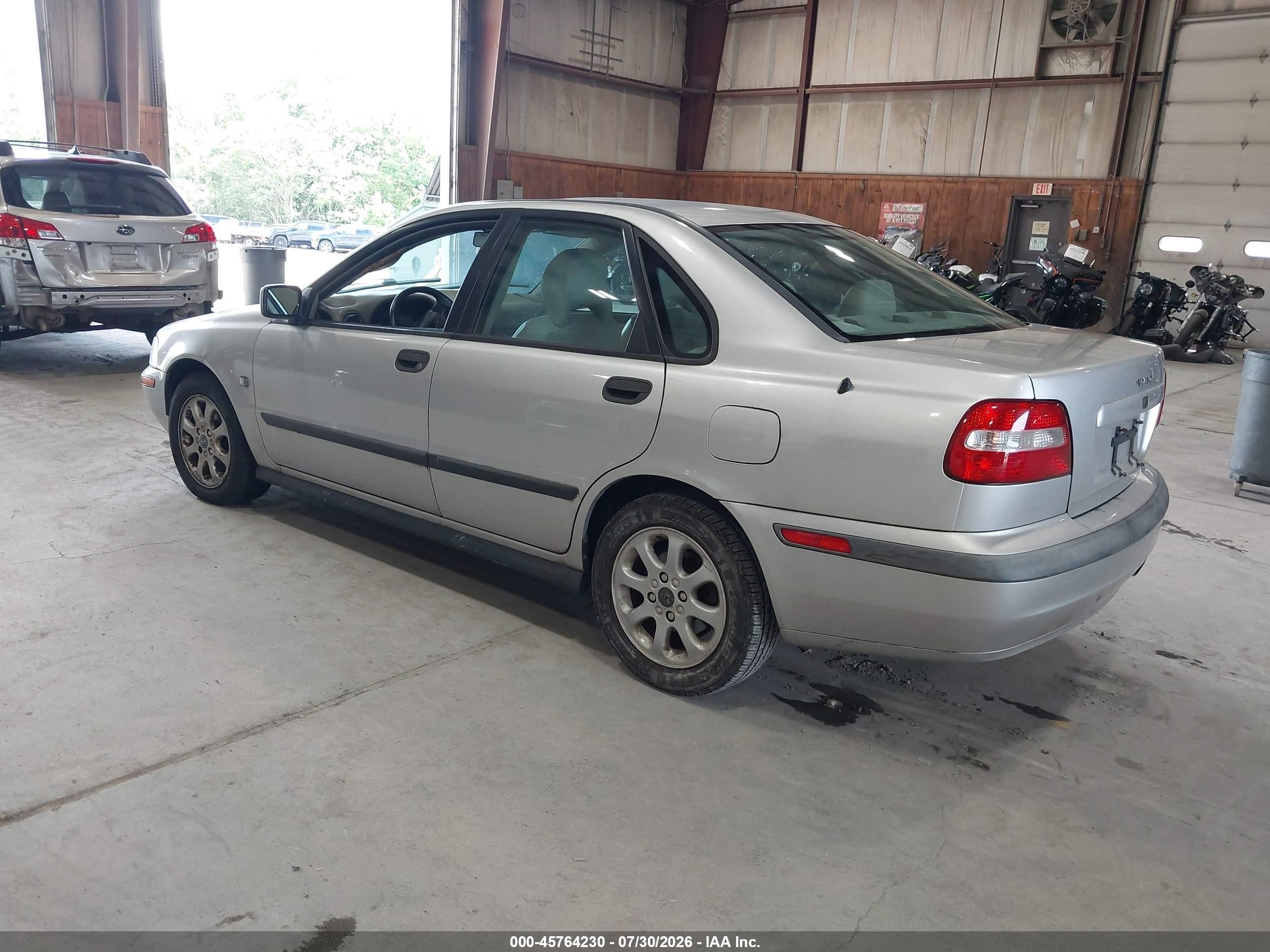 2001 Volvo S40 A/sport Edition Серебряный vin: YV1VS29571F769808