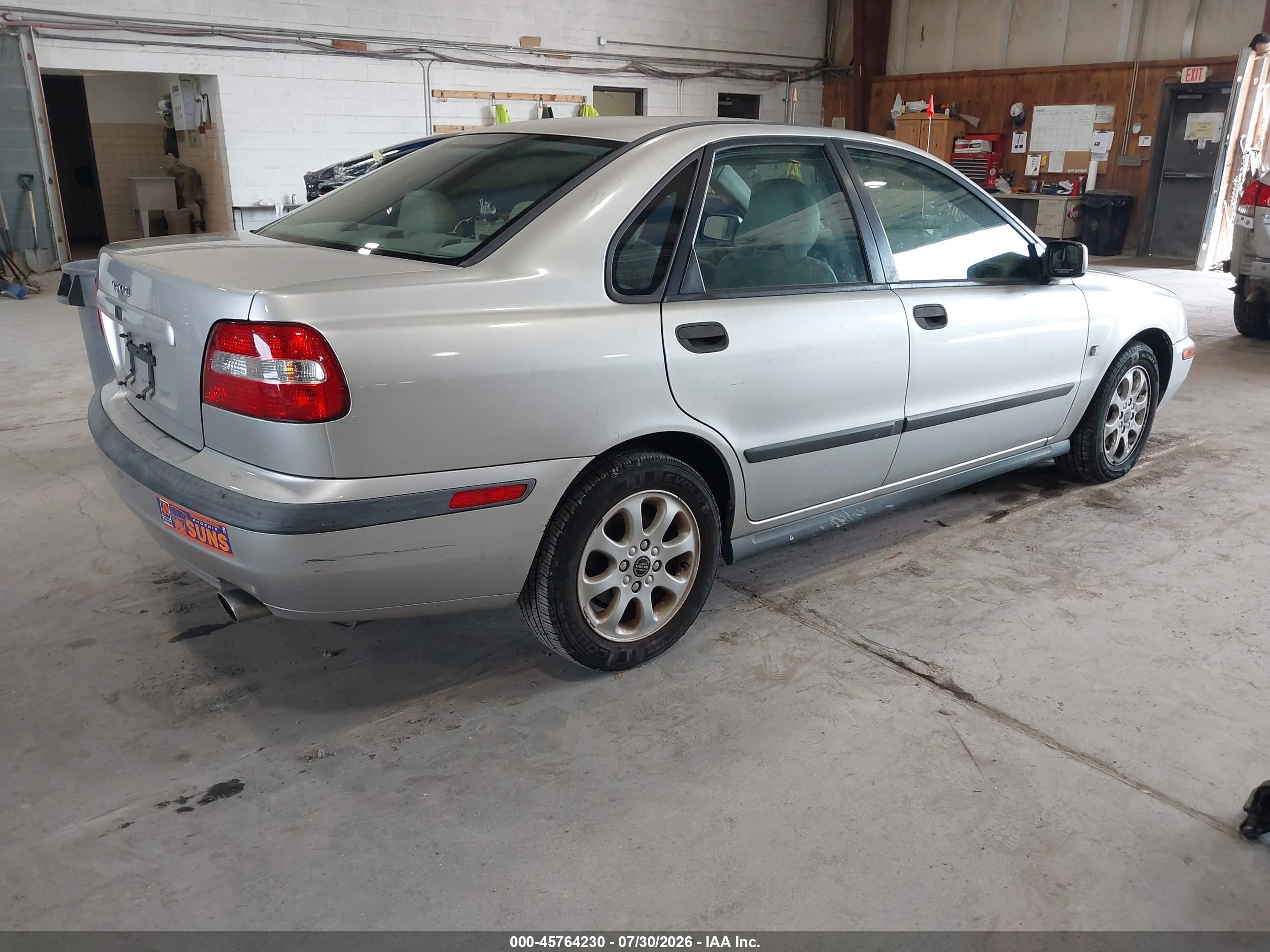 2001 Volvo S40 A/sport Edition Серебряный vin: YV1VS29571F769808