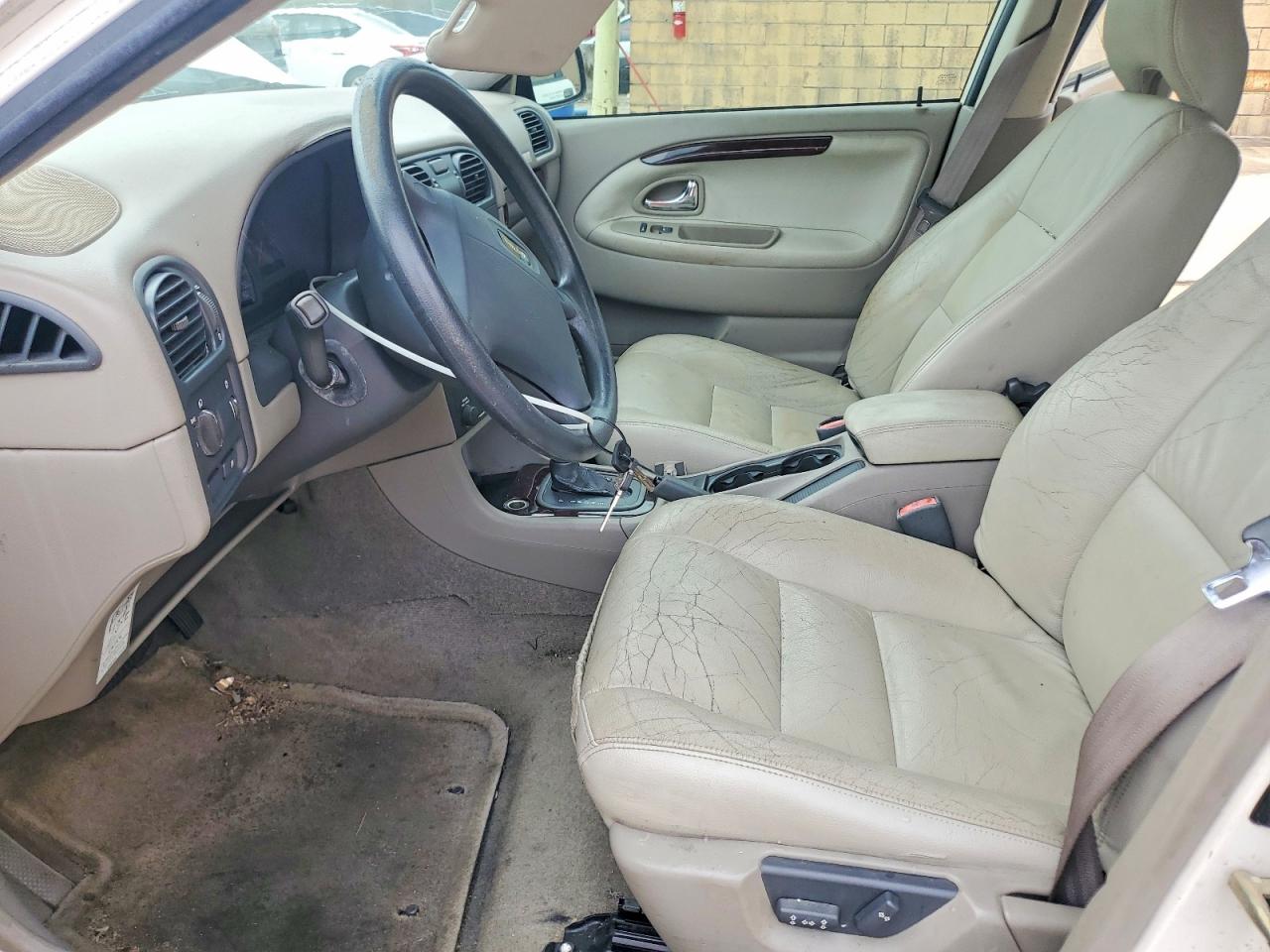 2002 Volvo S40 1.9t White vin: YV1VS29572F808415