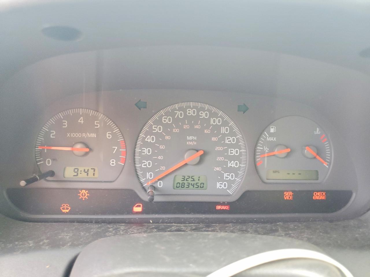 2002 Volvo S40 1.9t White vin: YV1VS29572F808415