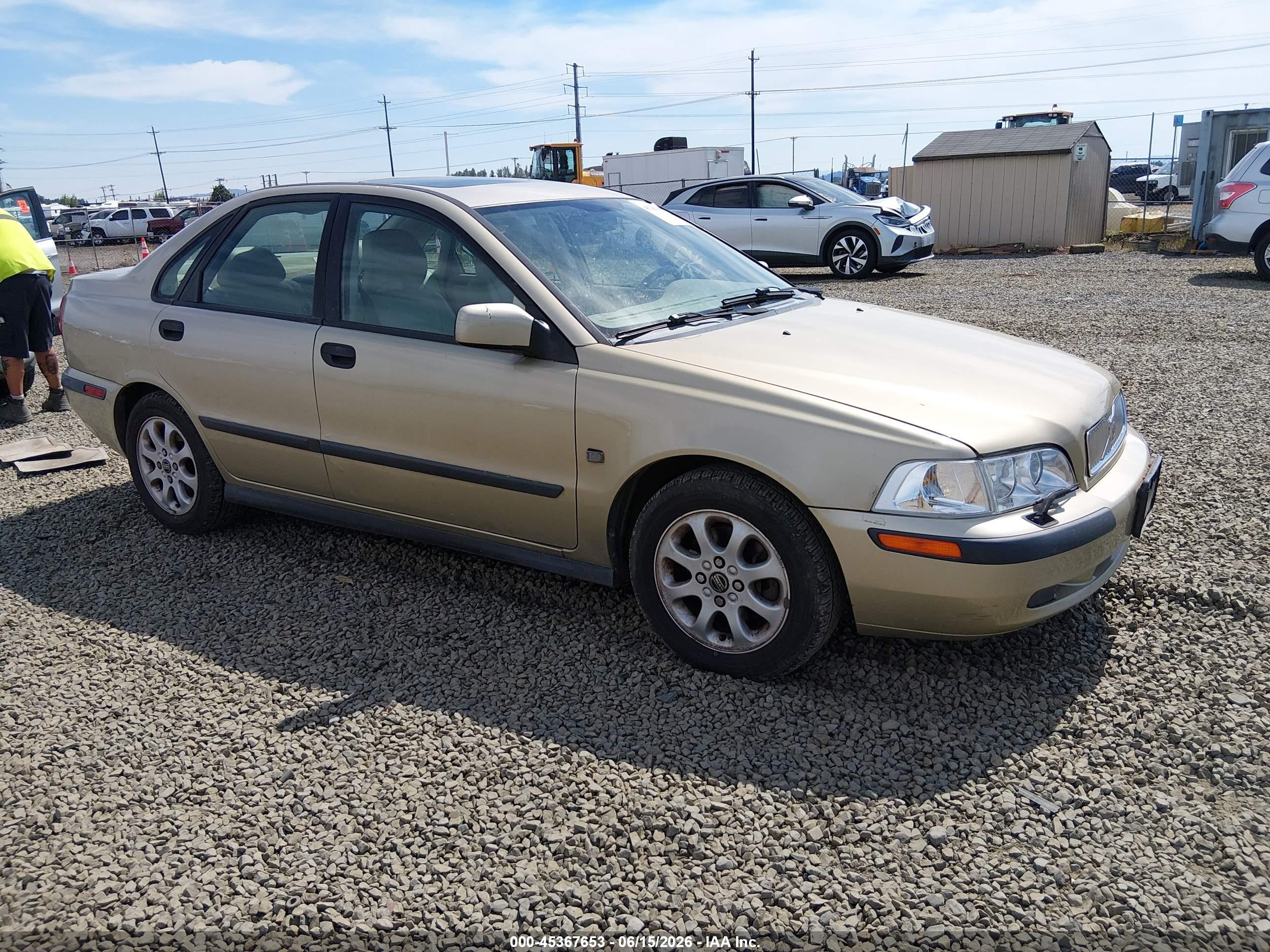 2001 Volvo S40 A/sport Edition Gold vin: YV1VS29581F655977