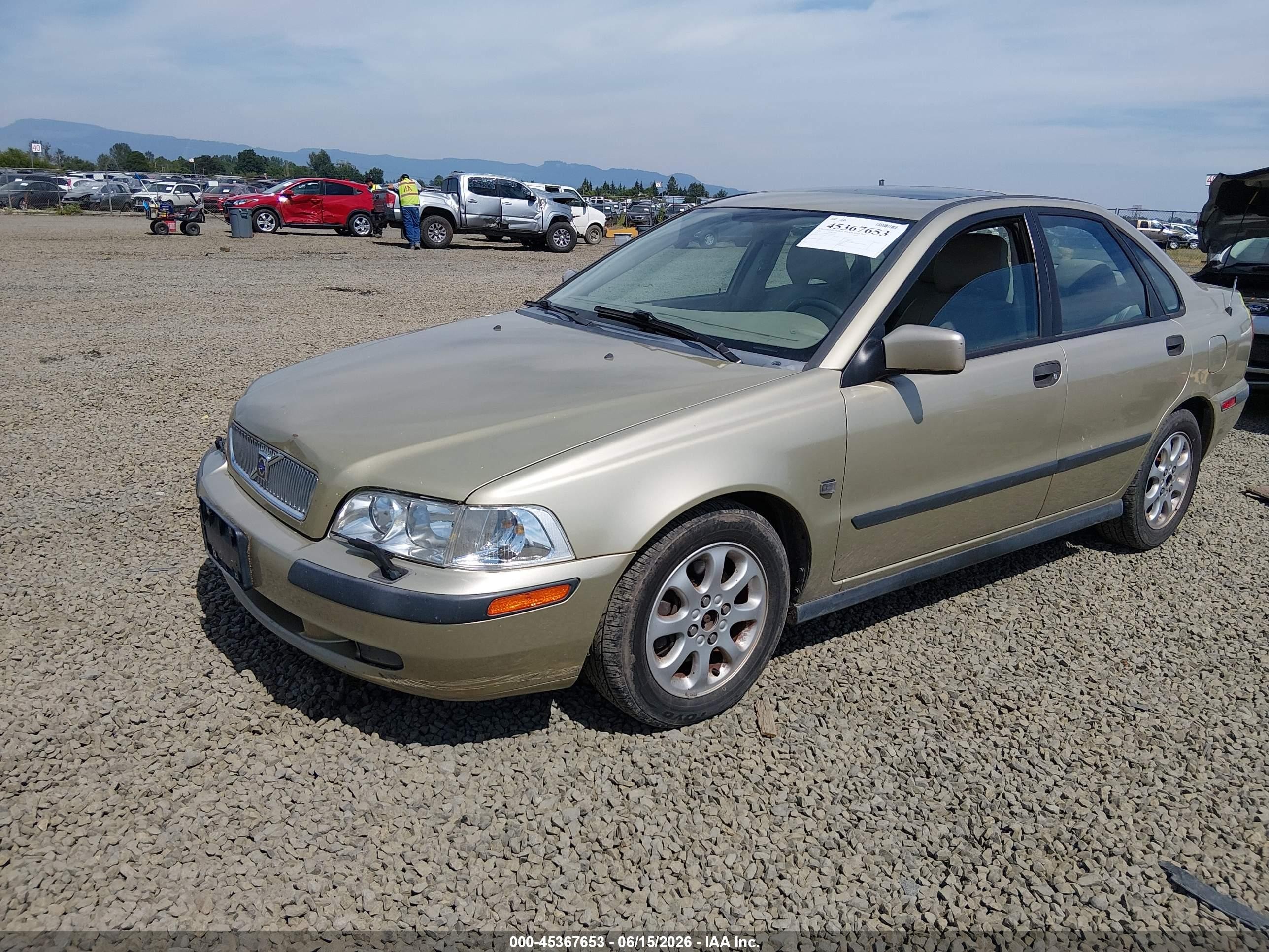 2001 Volvo S40 A/sport Edition Gold vin: YV1VS29581F655977
