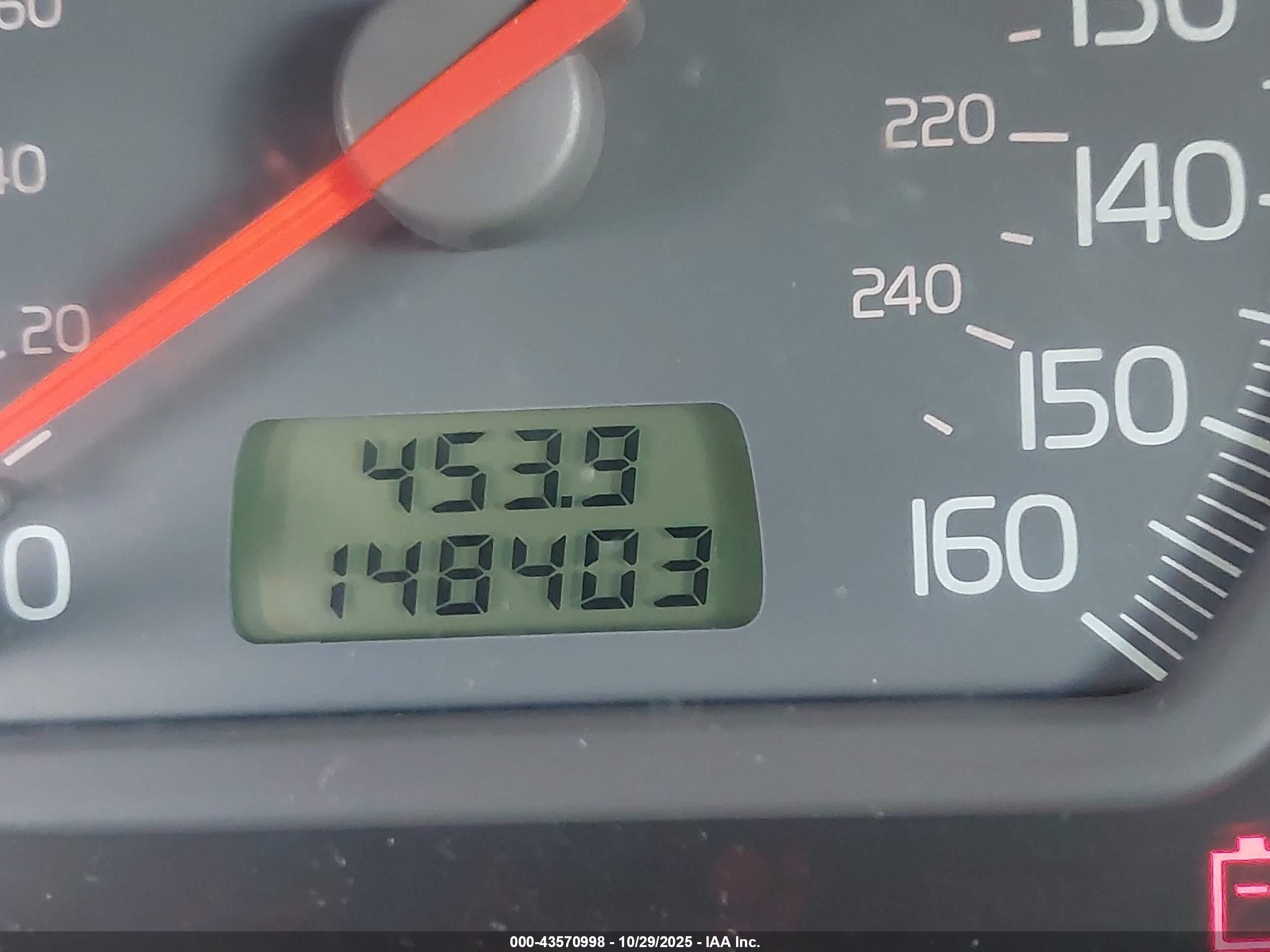 2001 Volvo S40 A/sport Edition Белый vin: YV1VS29581F722707