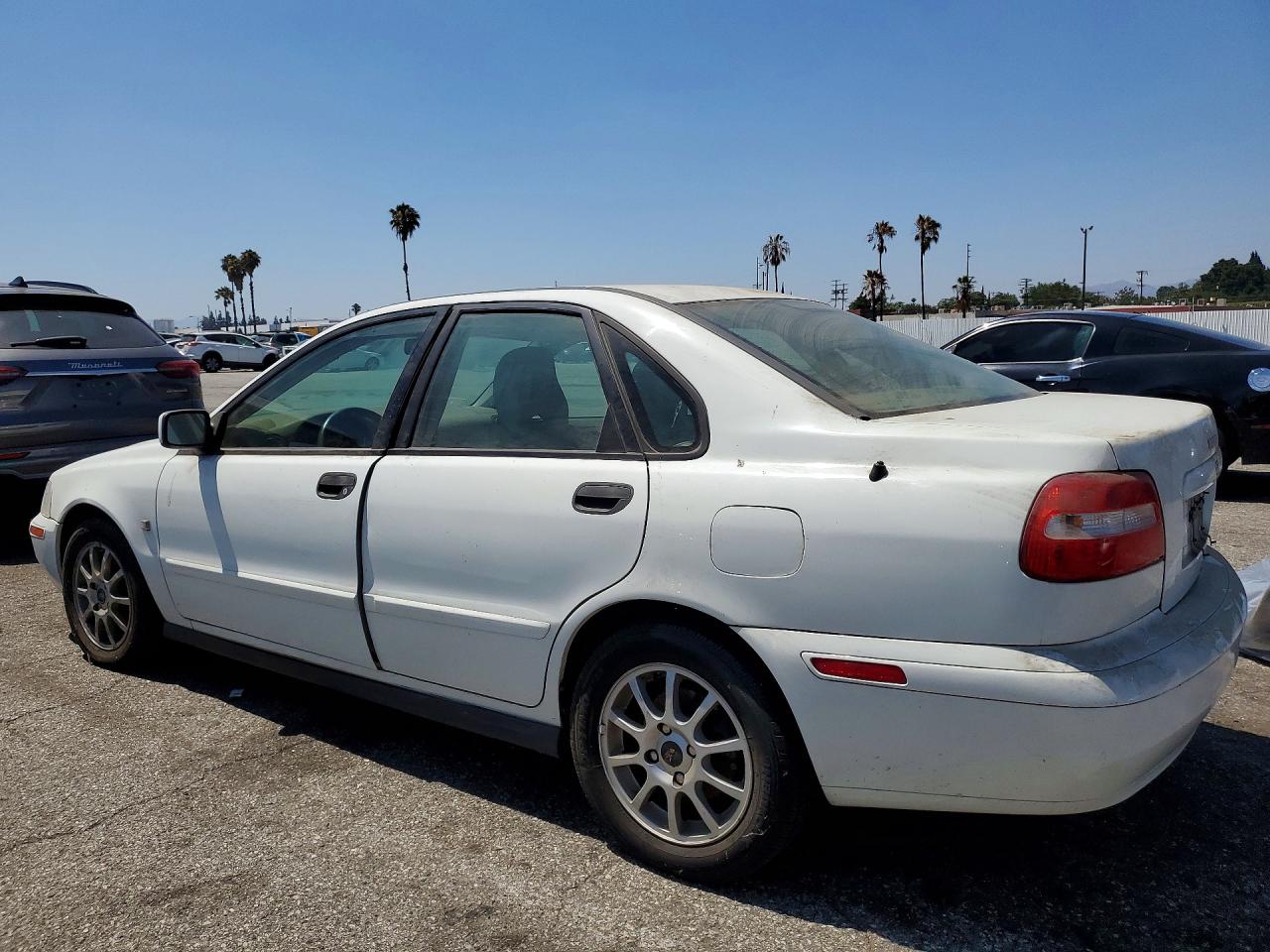 2001 Volvo S40 1.9t Белый vin: YV1VS29583F930668