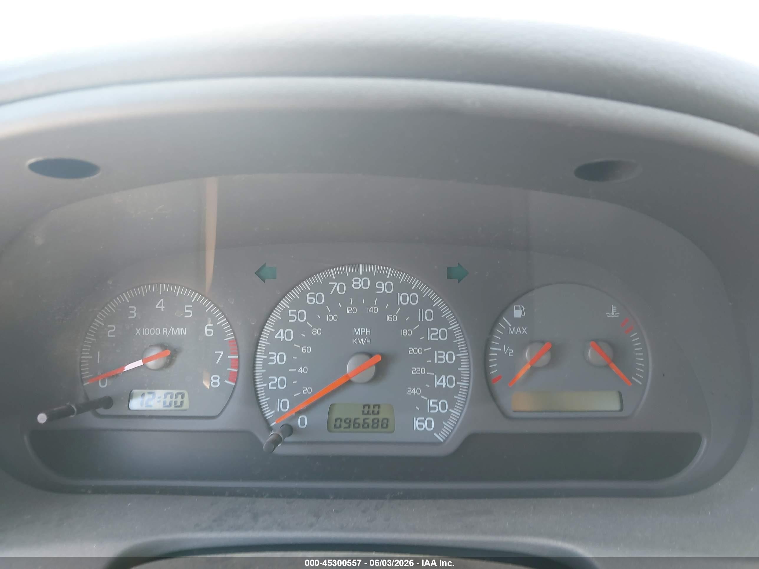 2002 Volvo V40 A Gray vin: YV1VW29552F817408