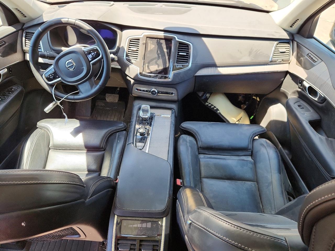 2023 Volvo Xc90 Ultimate Blue vin: YV40621A5P1940720