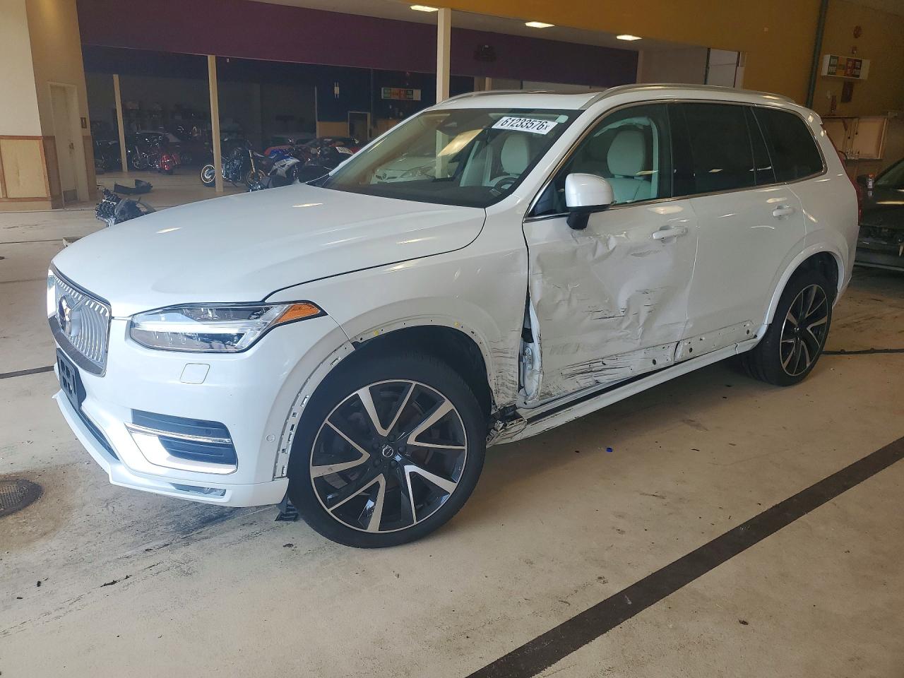 2023 Volvo Xc90 Plus White vin: YV40621N1P1903389