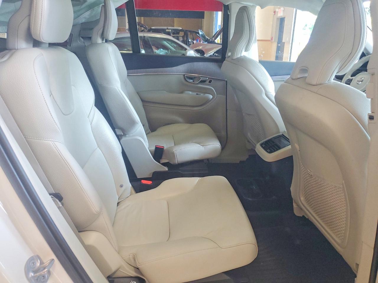 2023 Volvo Xc90 Plus White vin: YV40621N1P1903389