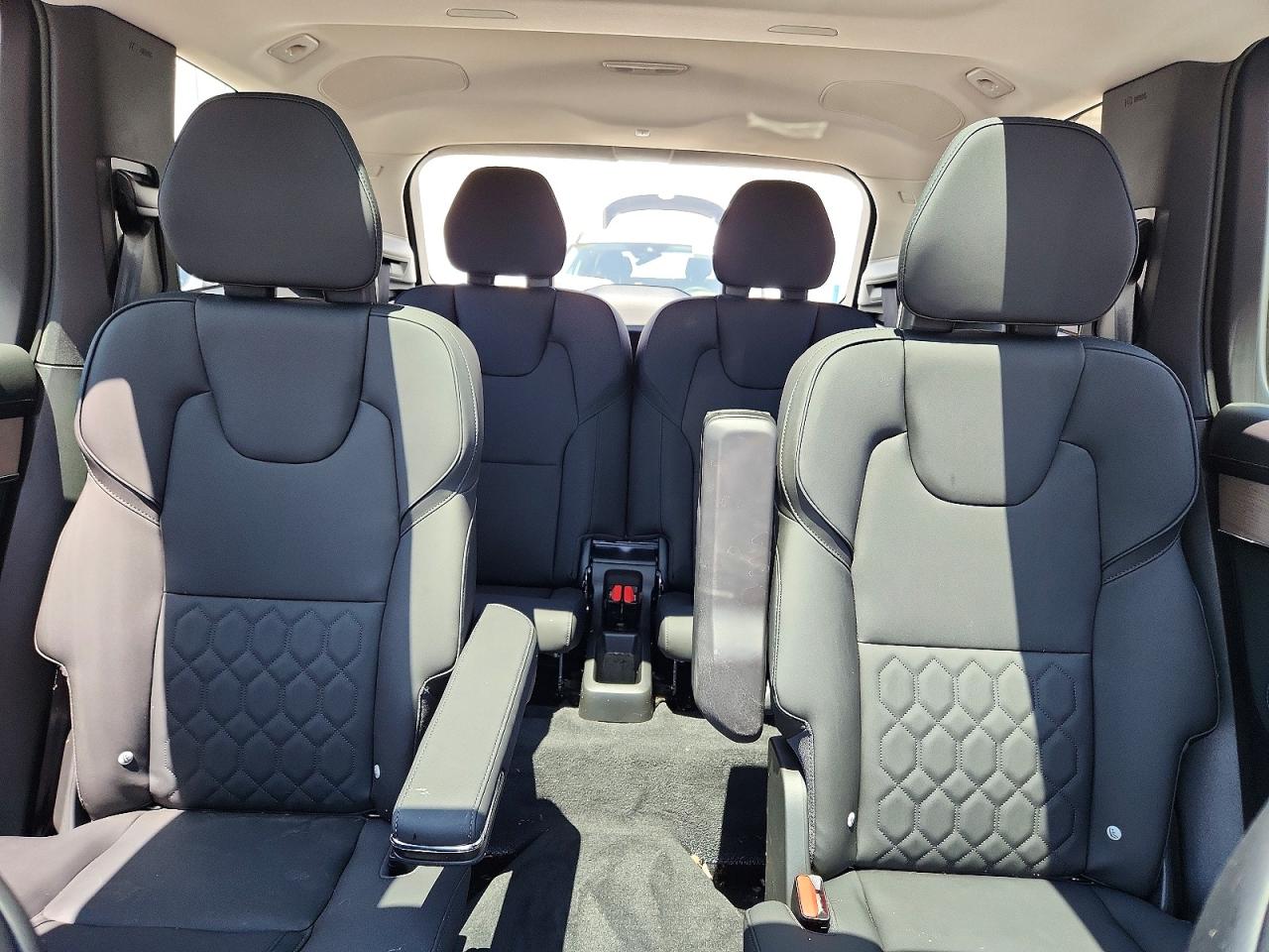 2026 Volvo Xc90 Plus Black vin: YV4062JEXT1514101