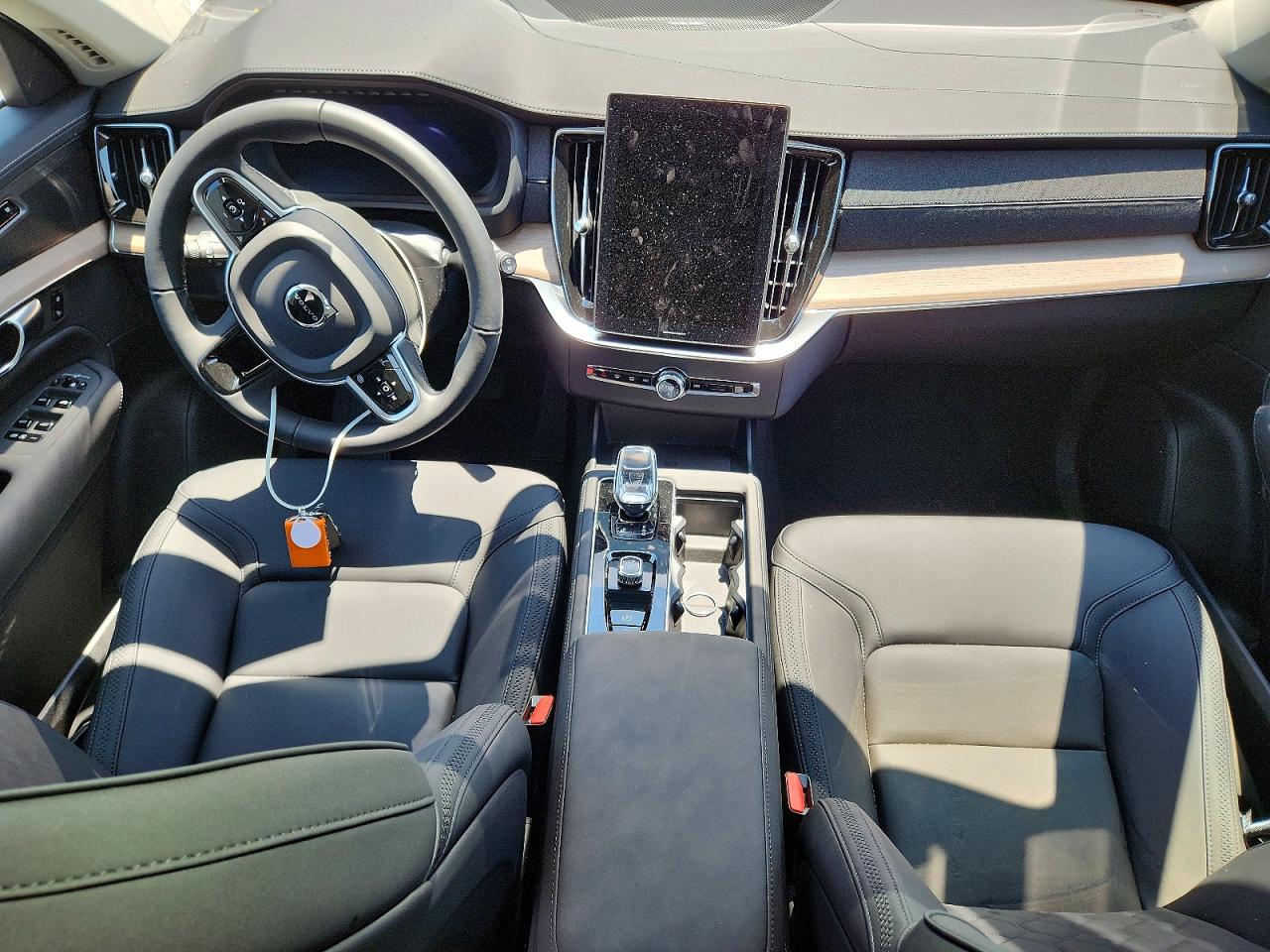 2026 Volvo Xc90 Plus Black vin: YV4062JEXT1514101